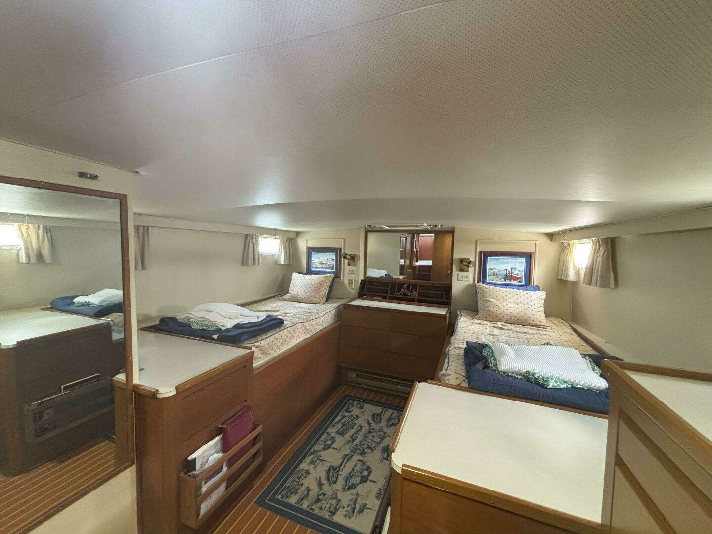 1972 Matthews 4 Flush Deck - Image 59