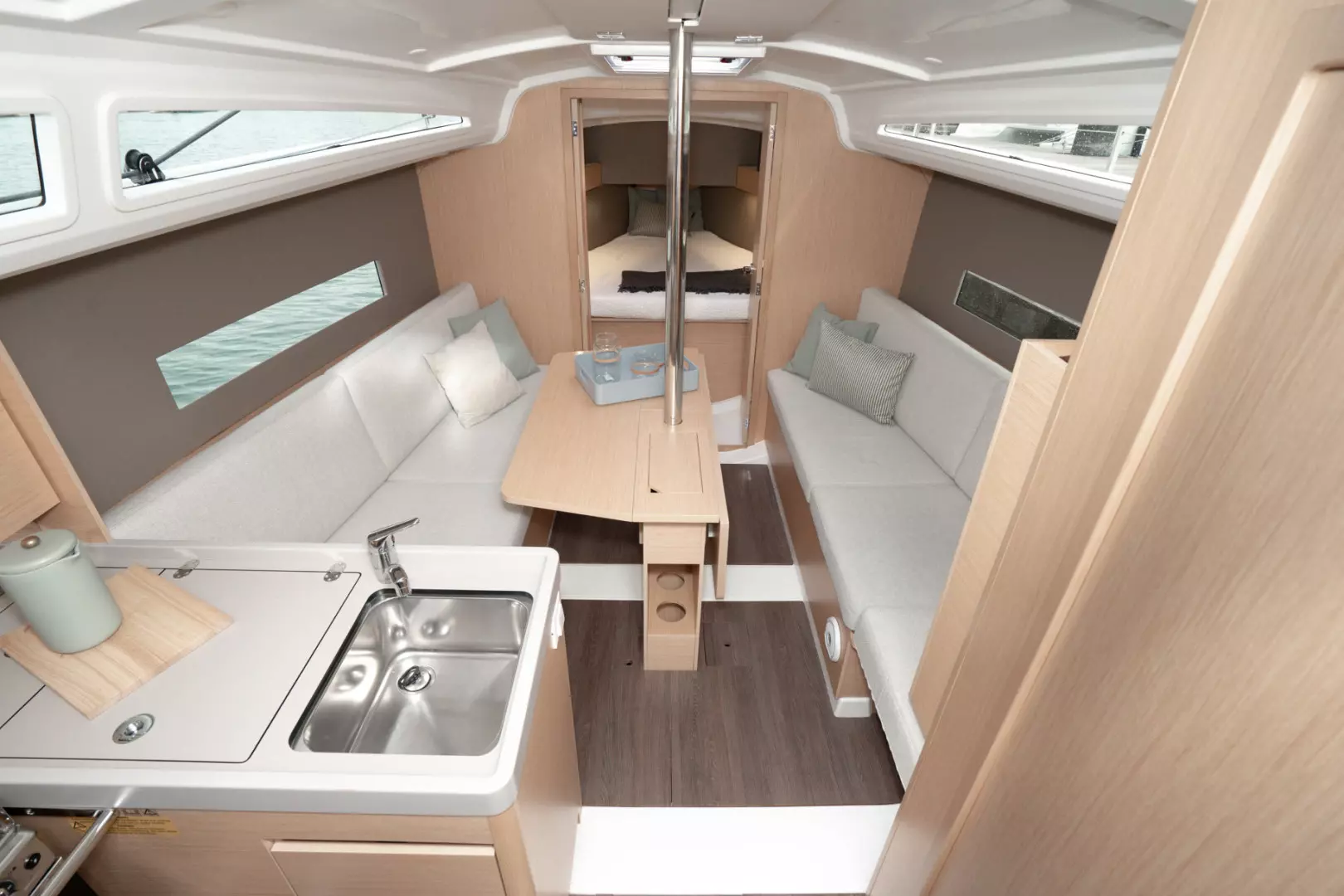 2026 Beneteau Oceanis 30.1 - Image 11