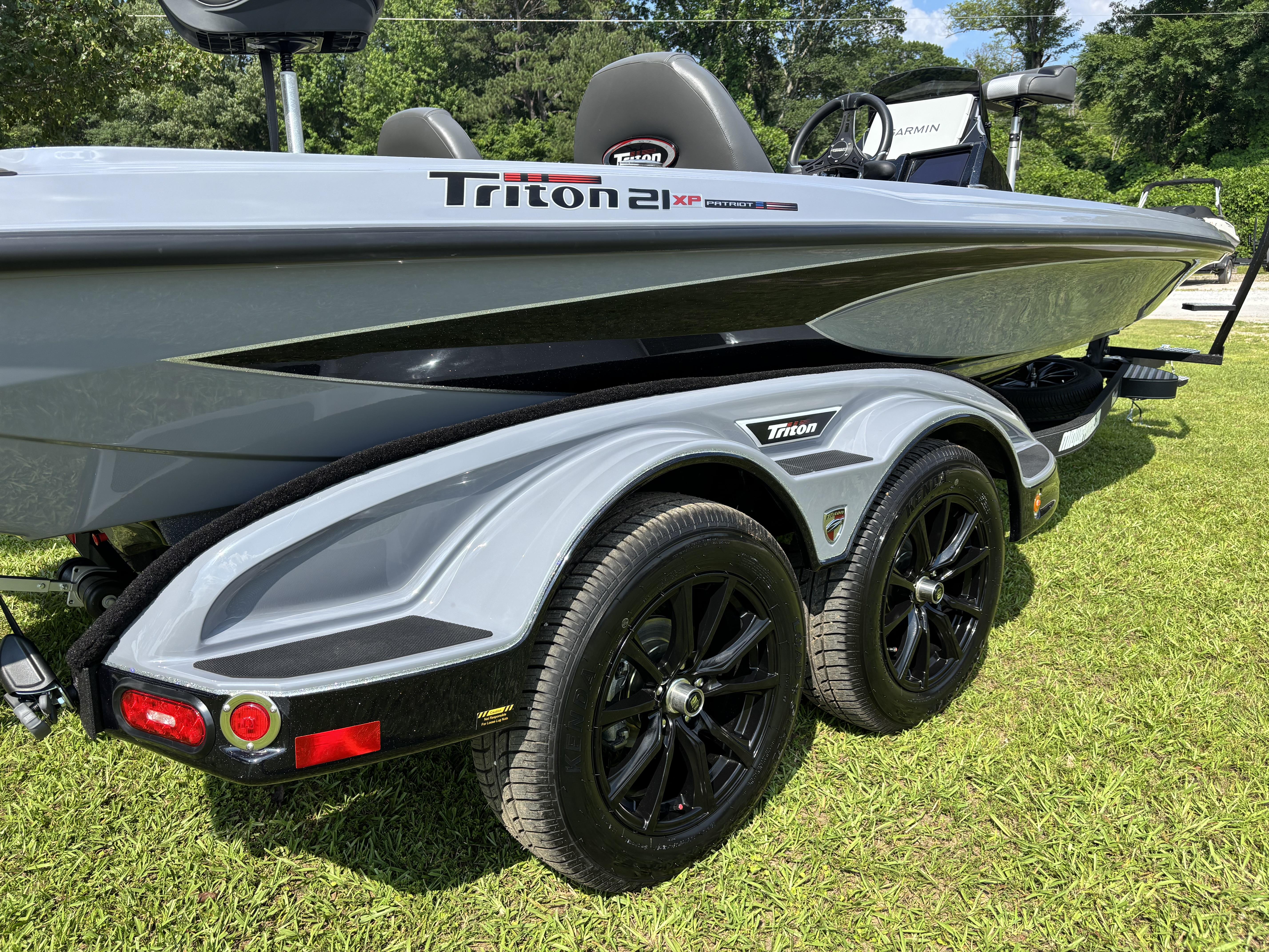 2025 Triton XP Patriot 21 - 10