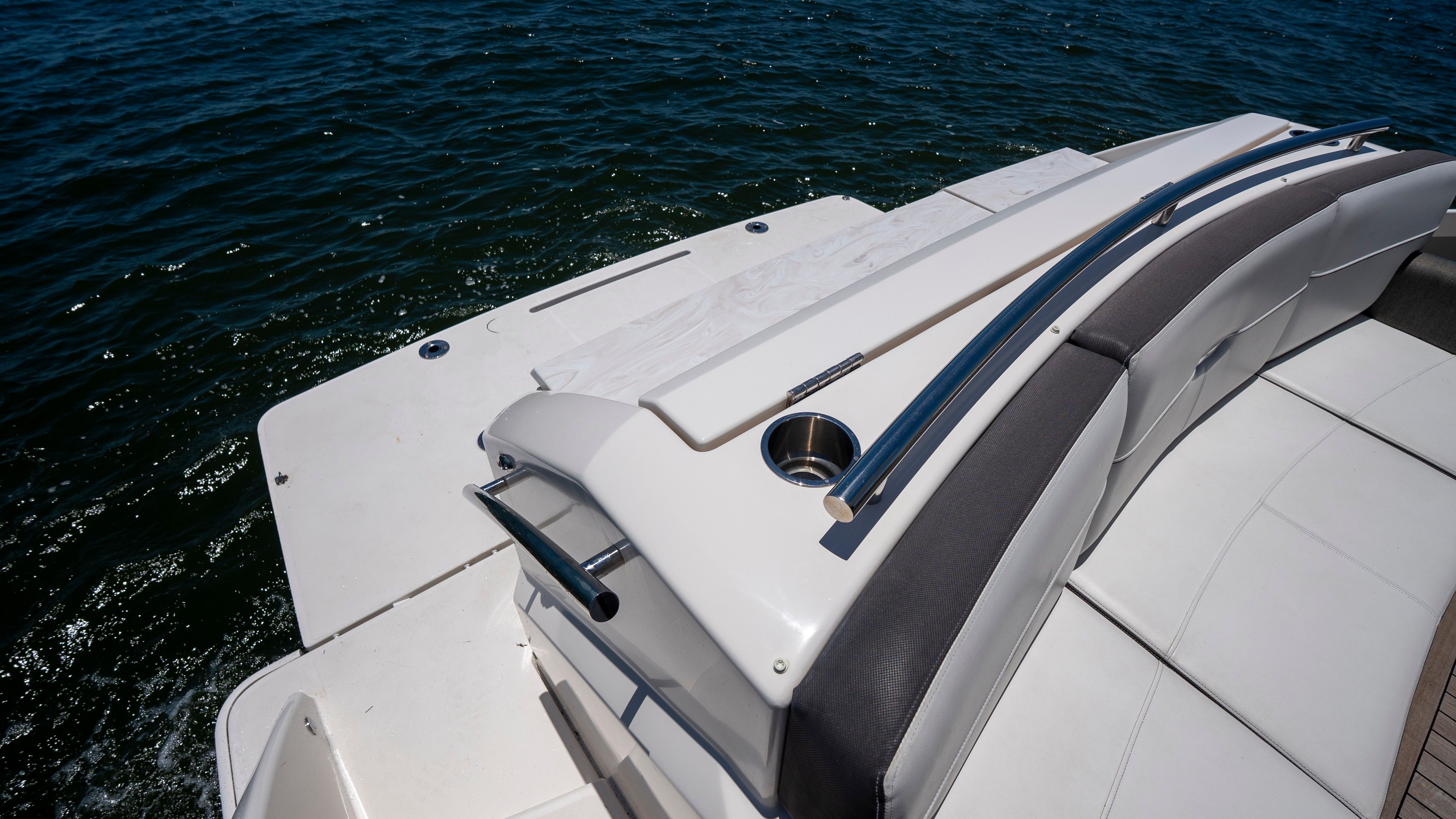 2018 Tiara Yachts 44 Coupe - 38
