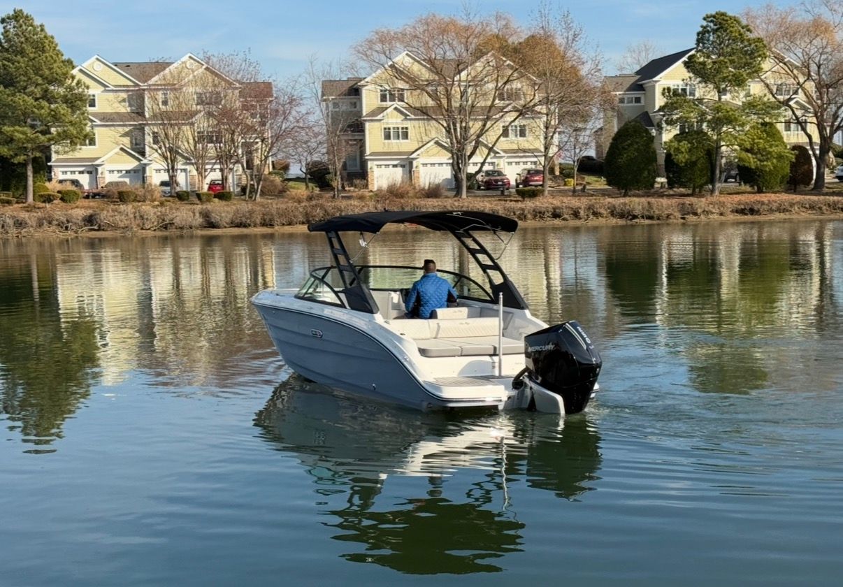 2026 Sea Ray SDX 230 Outboard - 4