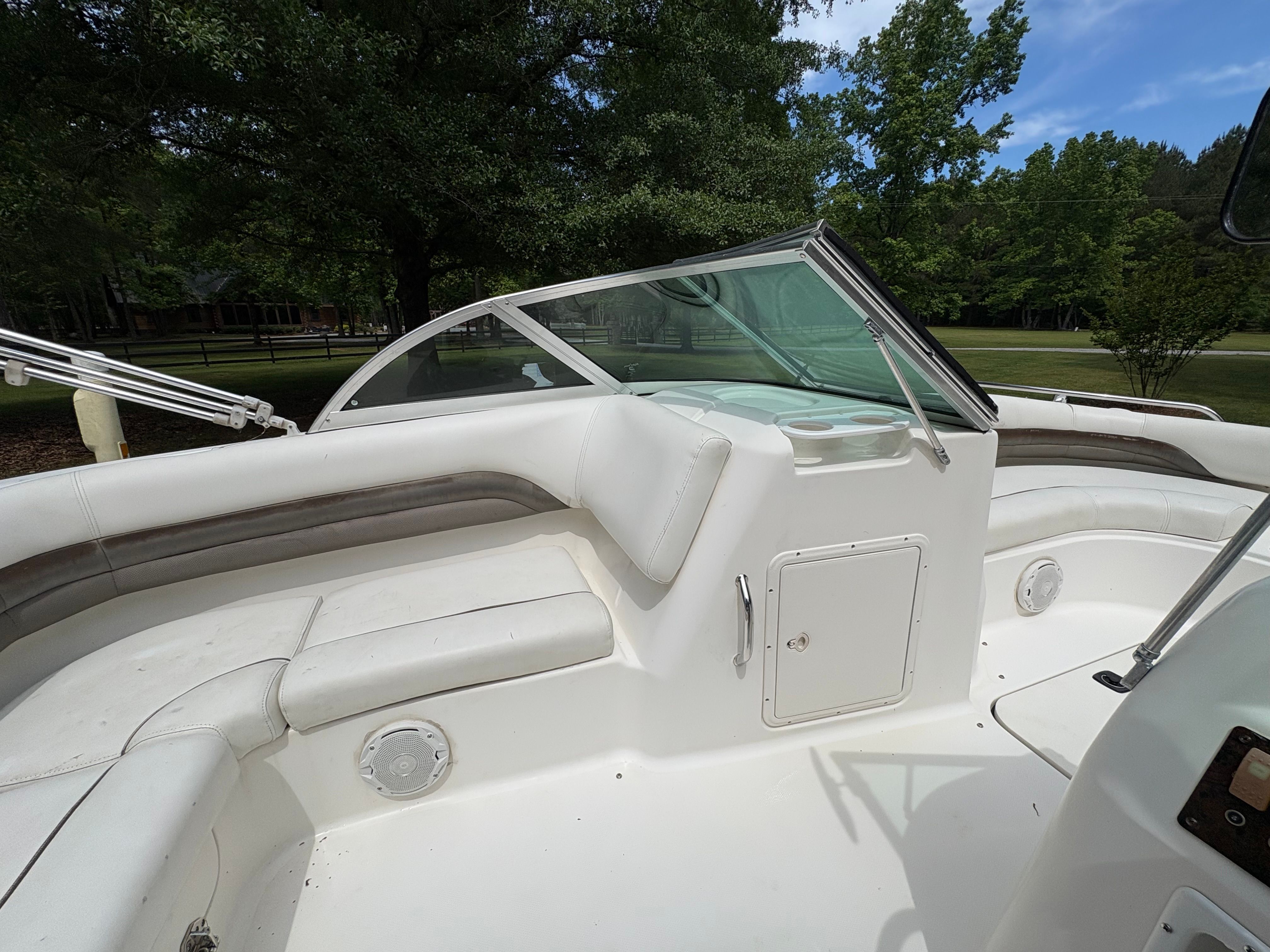 2012 Hurricane SD 187 I/O - 9
