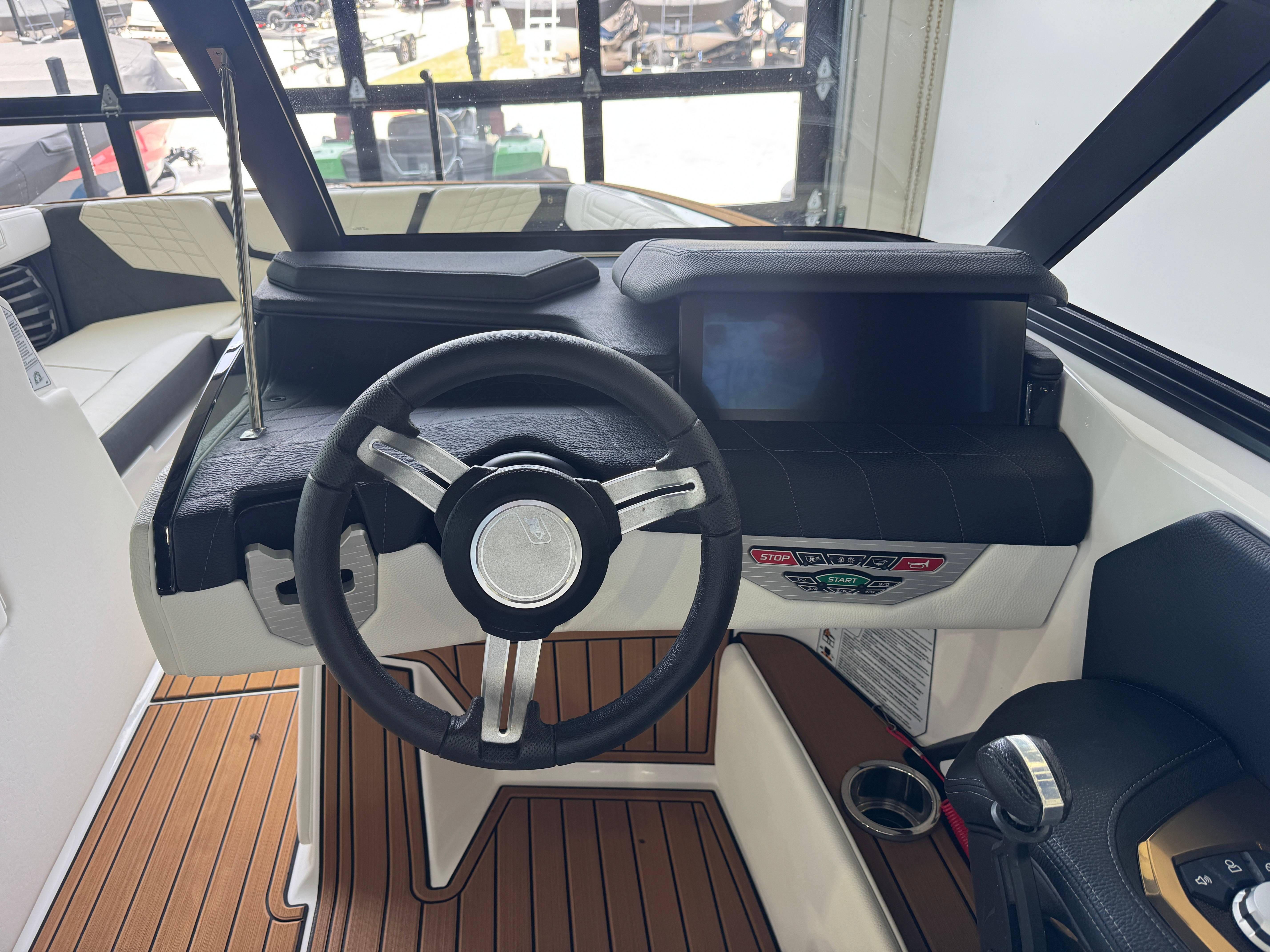 2023 Nautique Super Air Nautique G23 - 25
