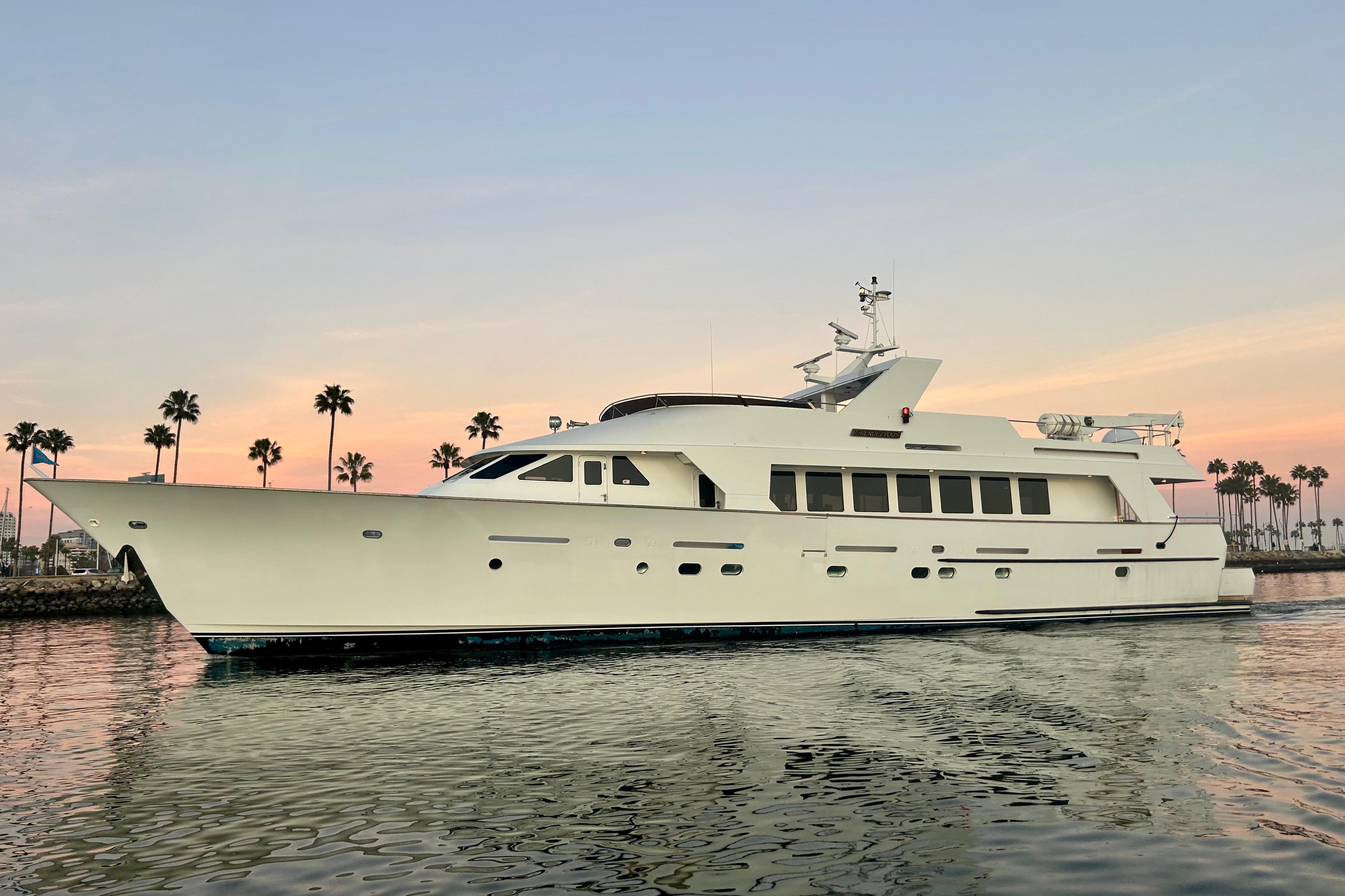 1992 Christensen Motor Yacht