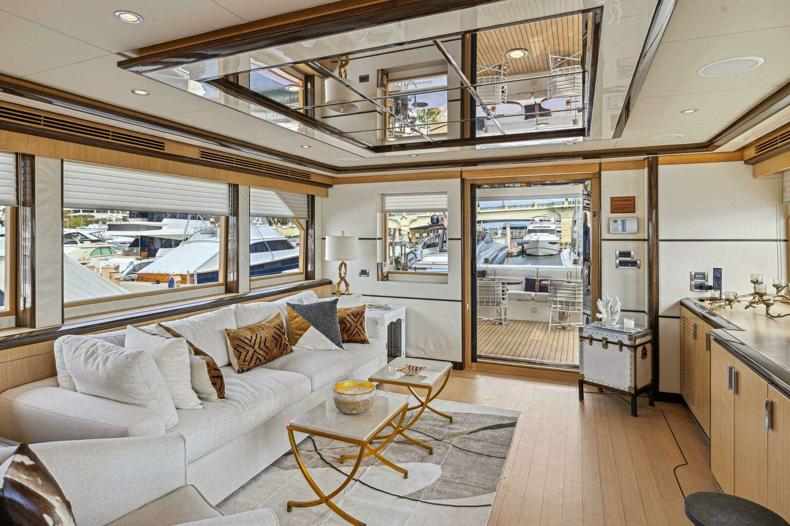 2010 Ocean Alexander 83 - Image 44
