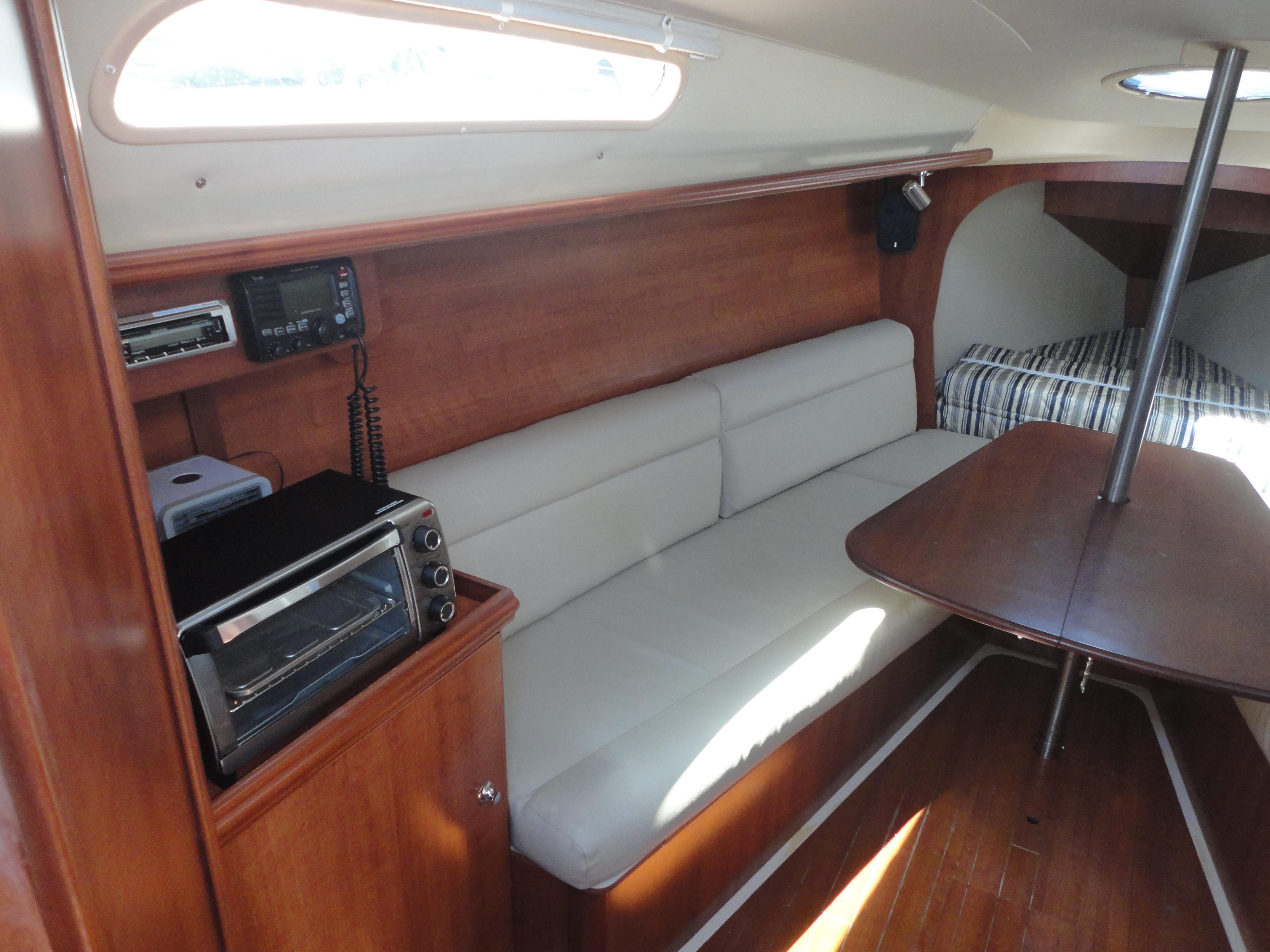 2013 Marlow-Hunter Hunter 27 - 46