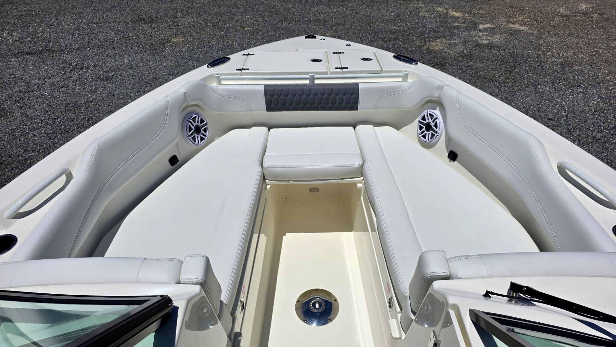 2026 Cobia 280 Dual Console - 13