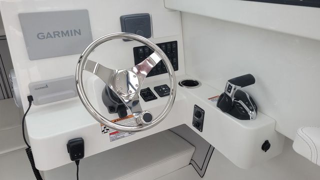 2026 Parker 227 Explorer - 6
