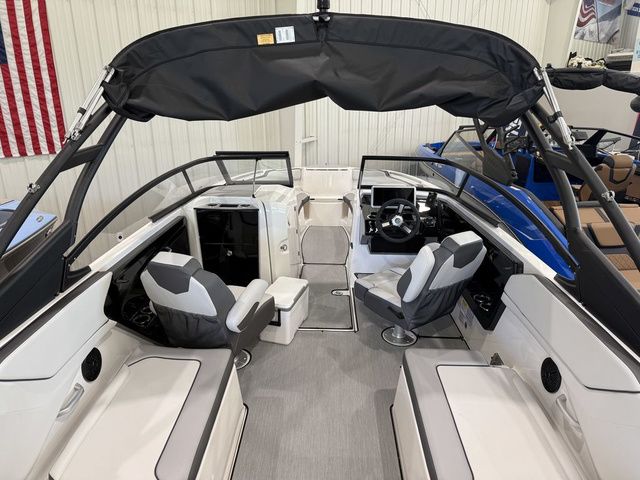 2025 Yamaha Boats AR250 - 7