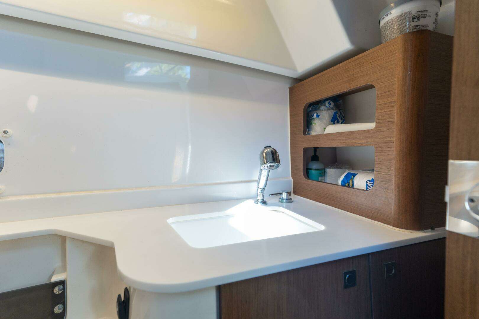 2021 Beneteau Antares 9 - Image 12