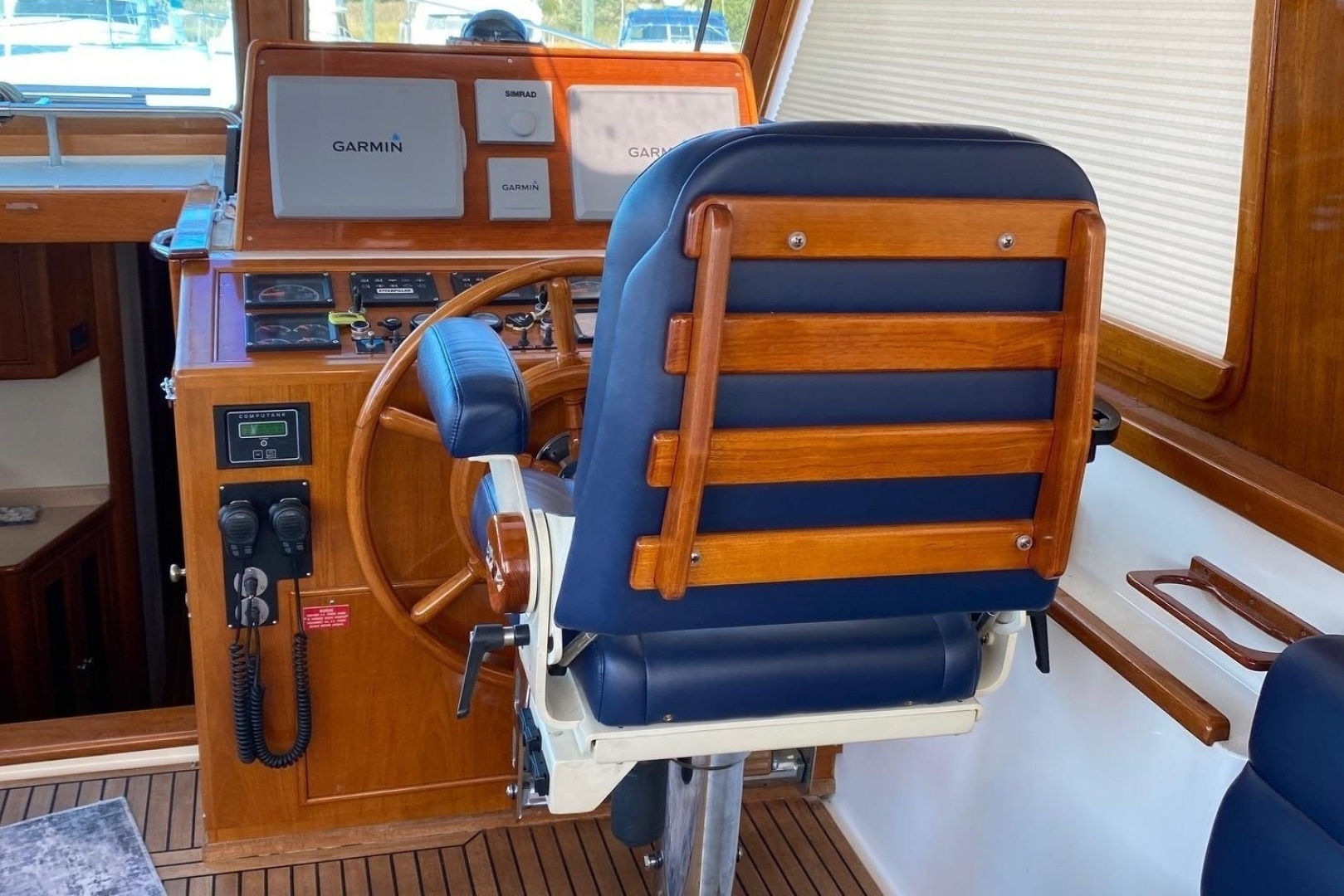 2001 Grand Banks — - Image 10