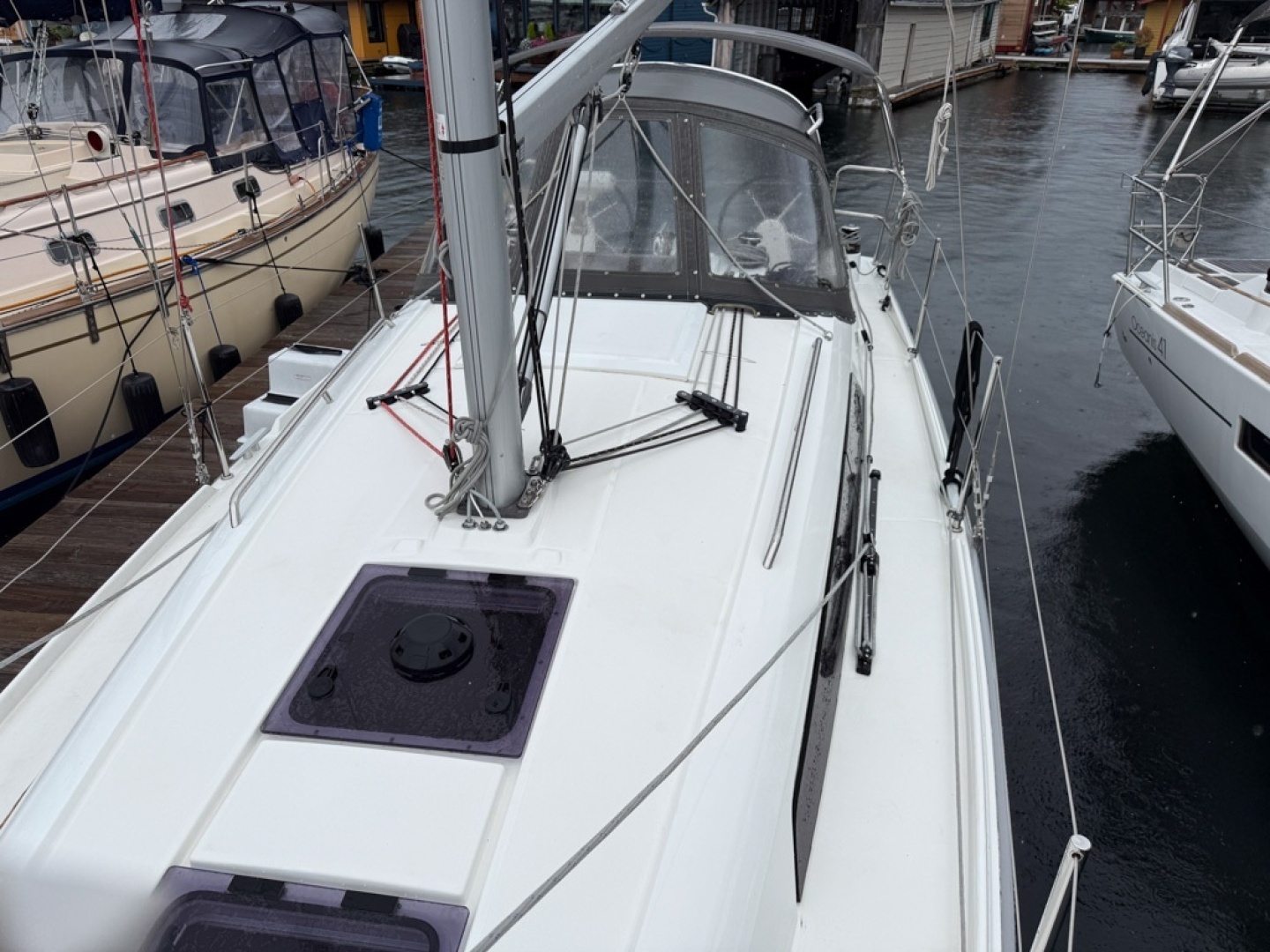 2023 Beneteau Oceanis 30.1 - Image 21