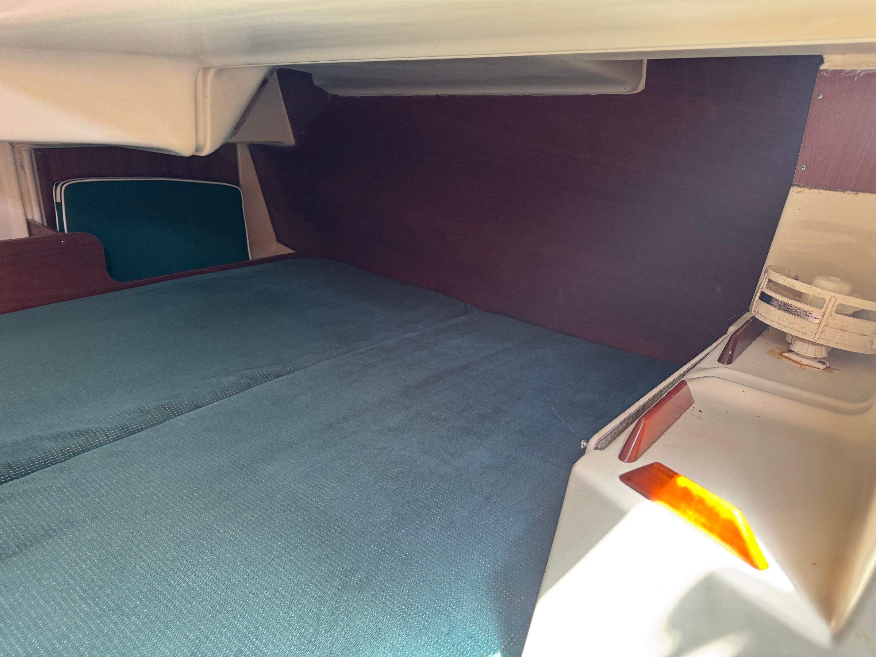 2000 Beneteau Oceanis 321 - 26