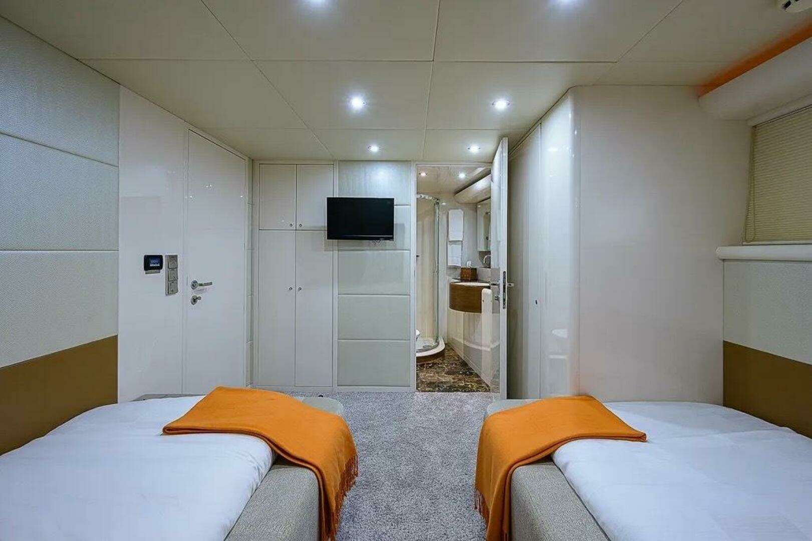 2005 DMB Danube Motor Yacht - Image 81