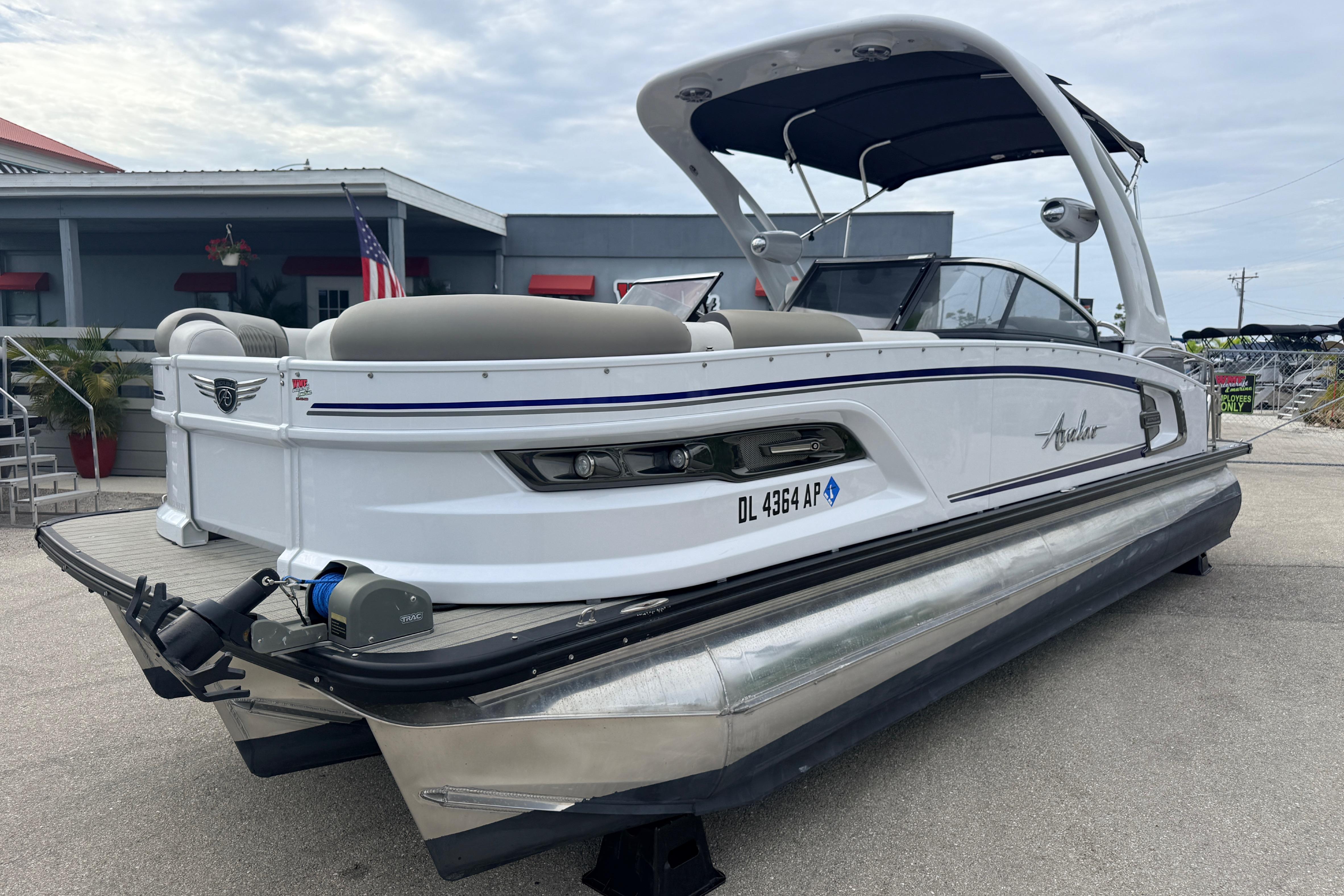 2023 Avalon Excalibur 2585 Windshield Elite, Tri Toon High Performance, Single 450R