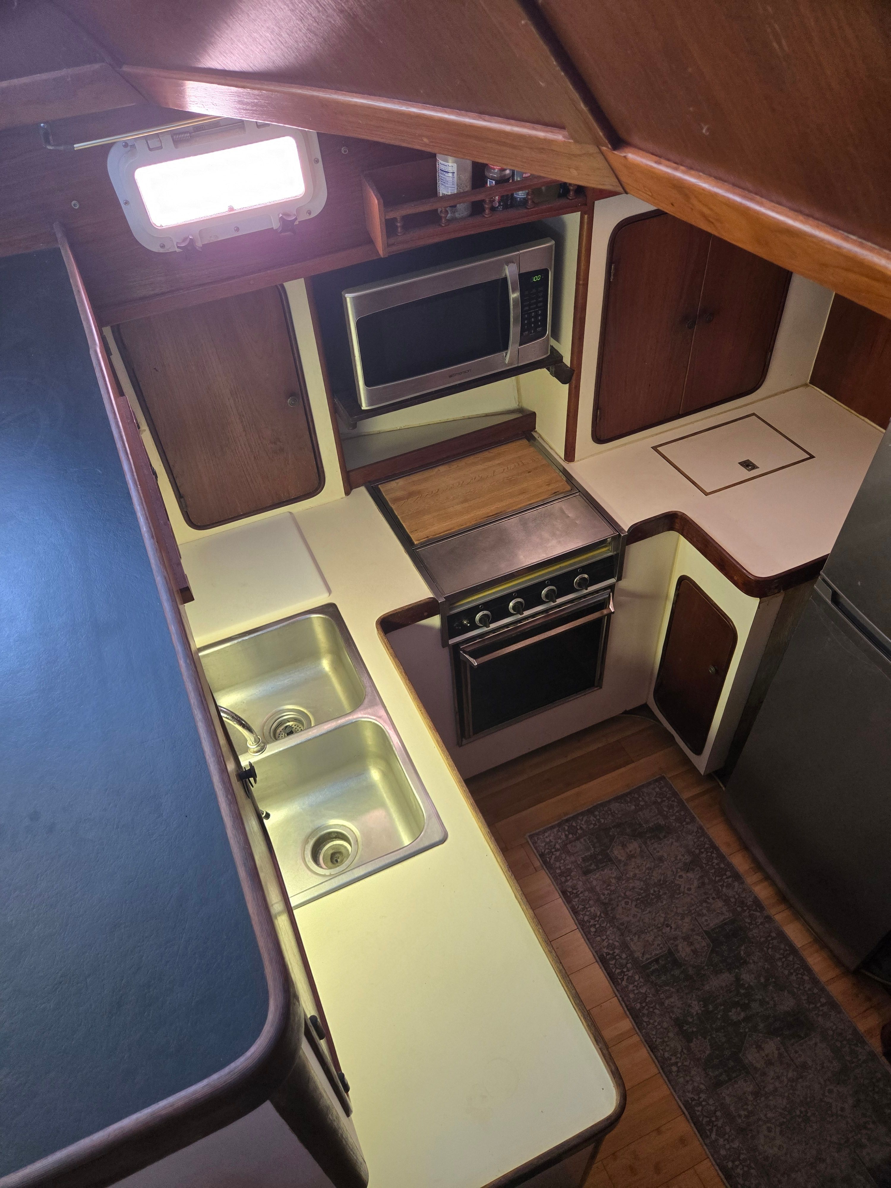 1979 Gulfstar Motor Cruiser - 44