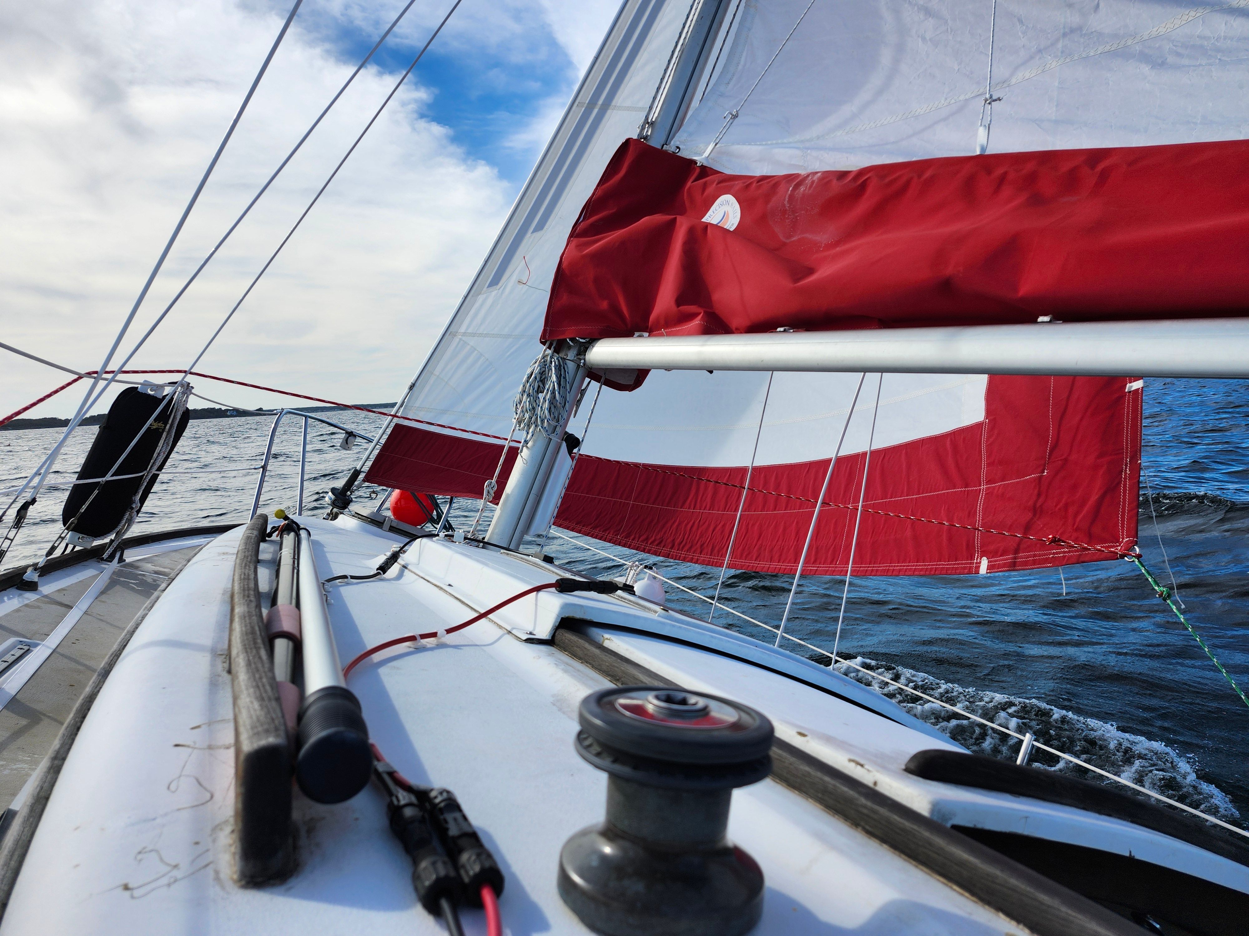 1986 Cape Dory 26 sailboat on the water.