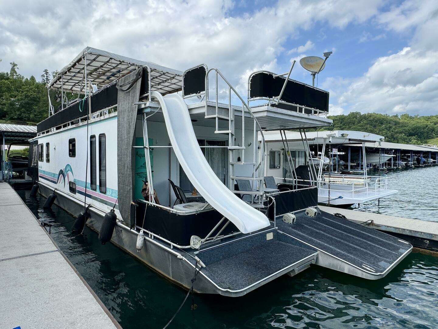 1999 Aqua Chalet 16 x 68 Widebody - Image 4