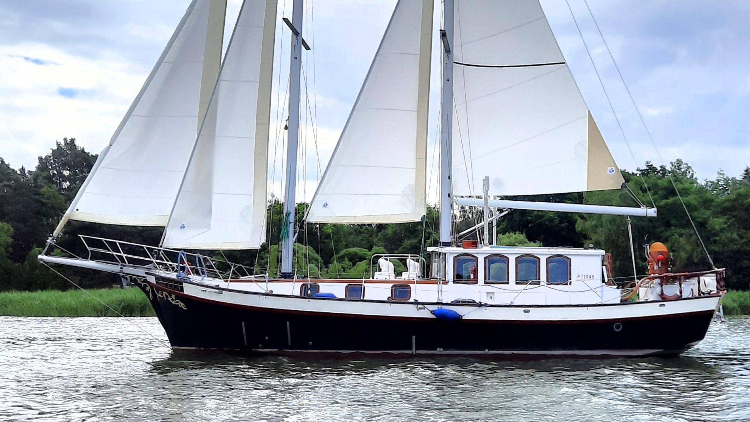 1970 Schooner 43