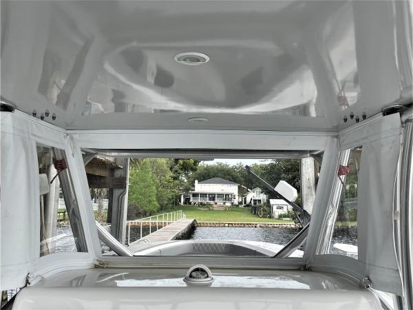 2020 Front Runner 39 Center Console - 55