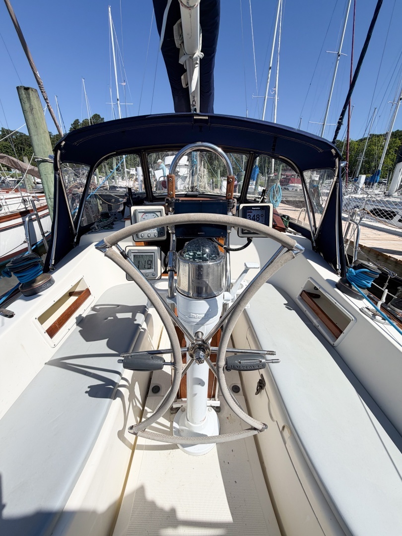 1998 Pacific Seacraft 37 - Image 49