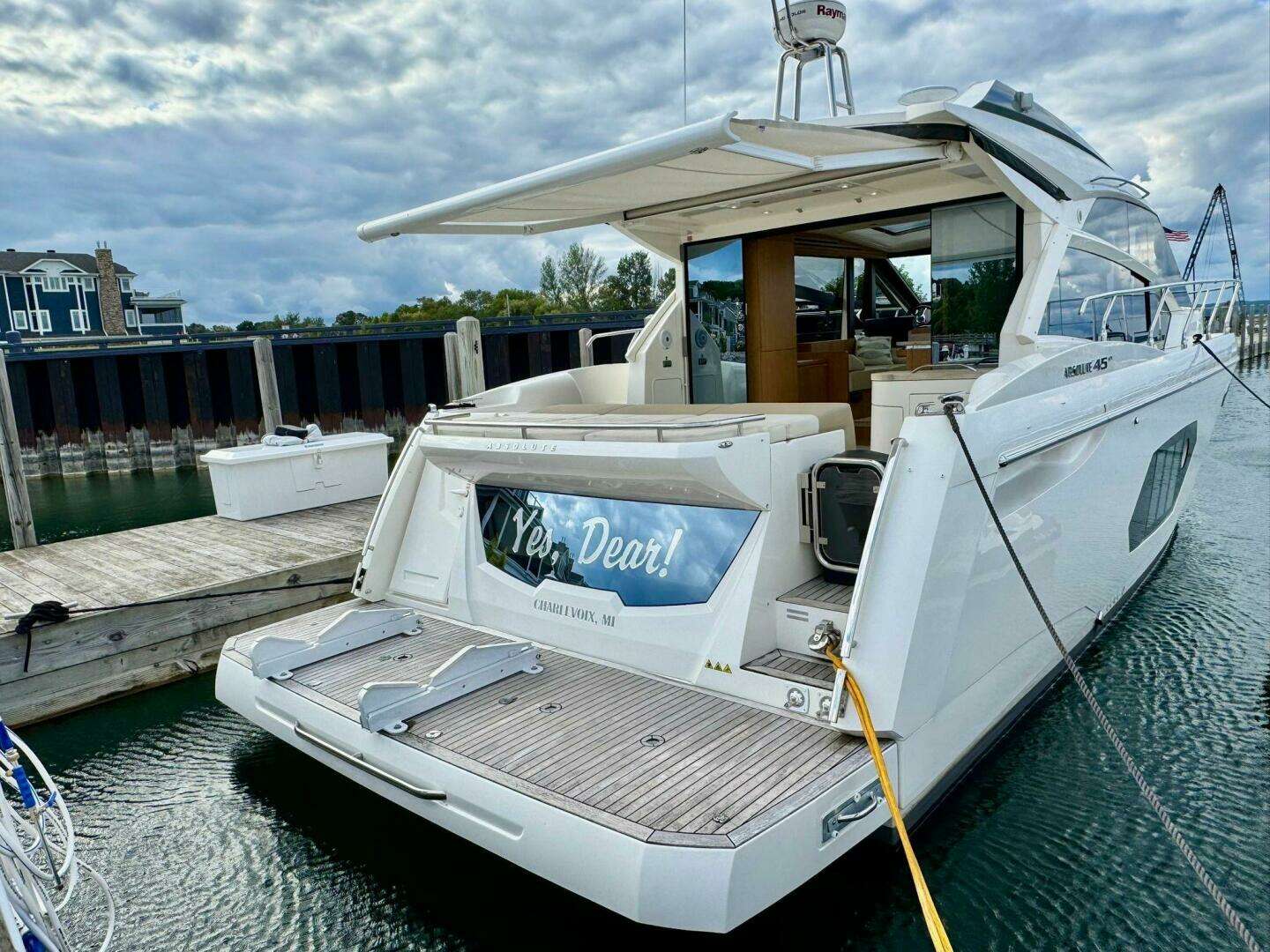 2016 Absolute 45 Sport Yacht - Image 21