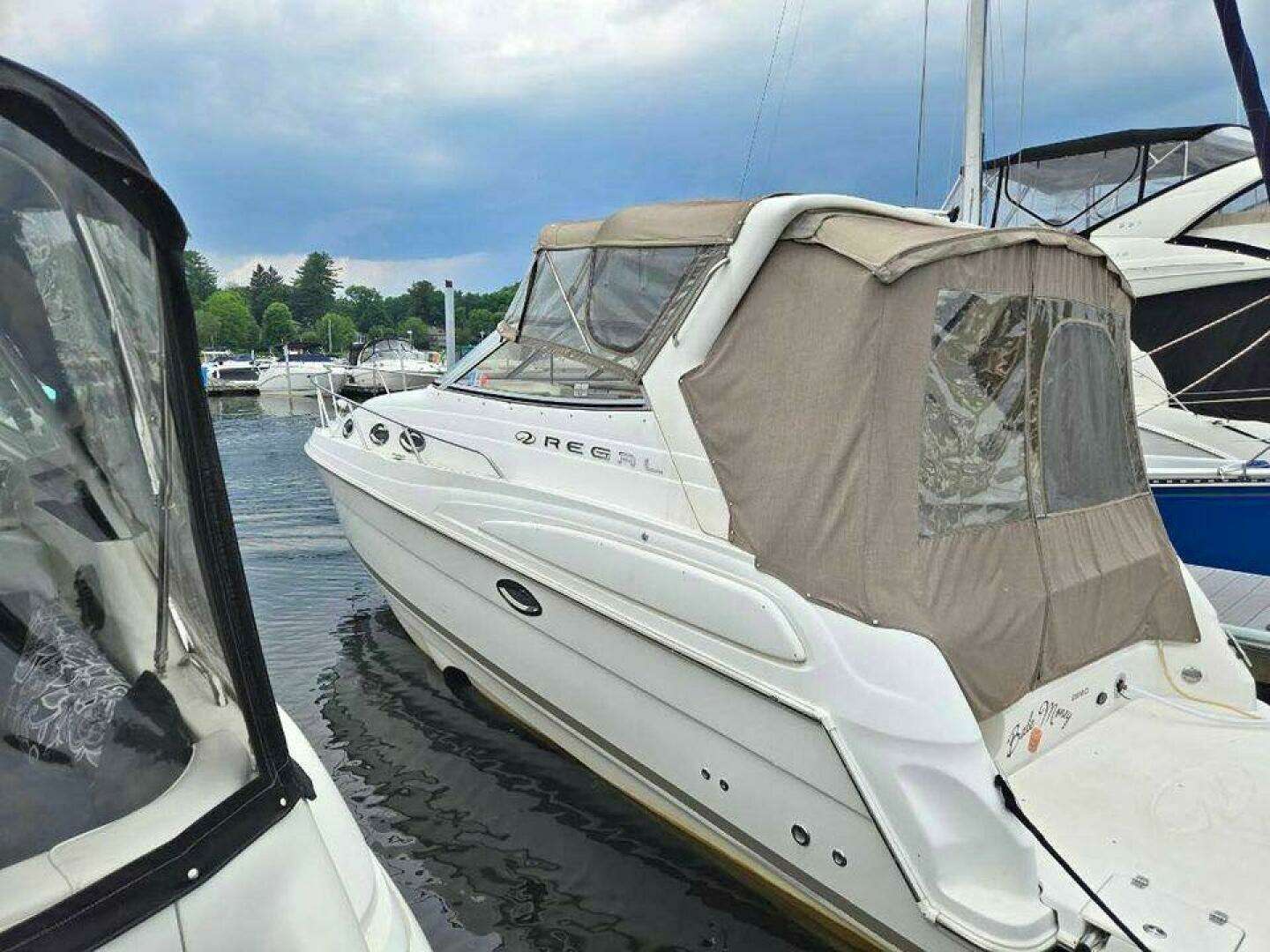 2003 Regal 2860 Commodore - Image 2