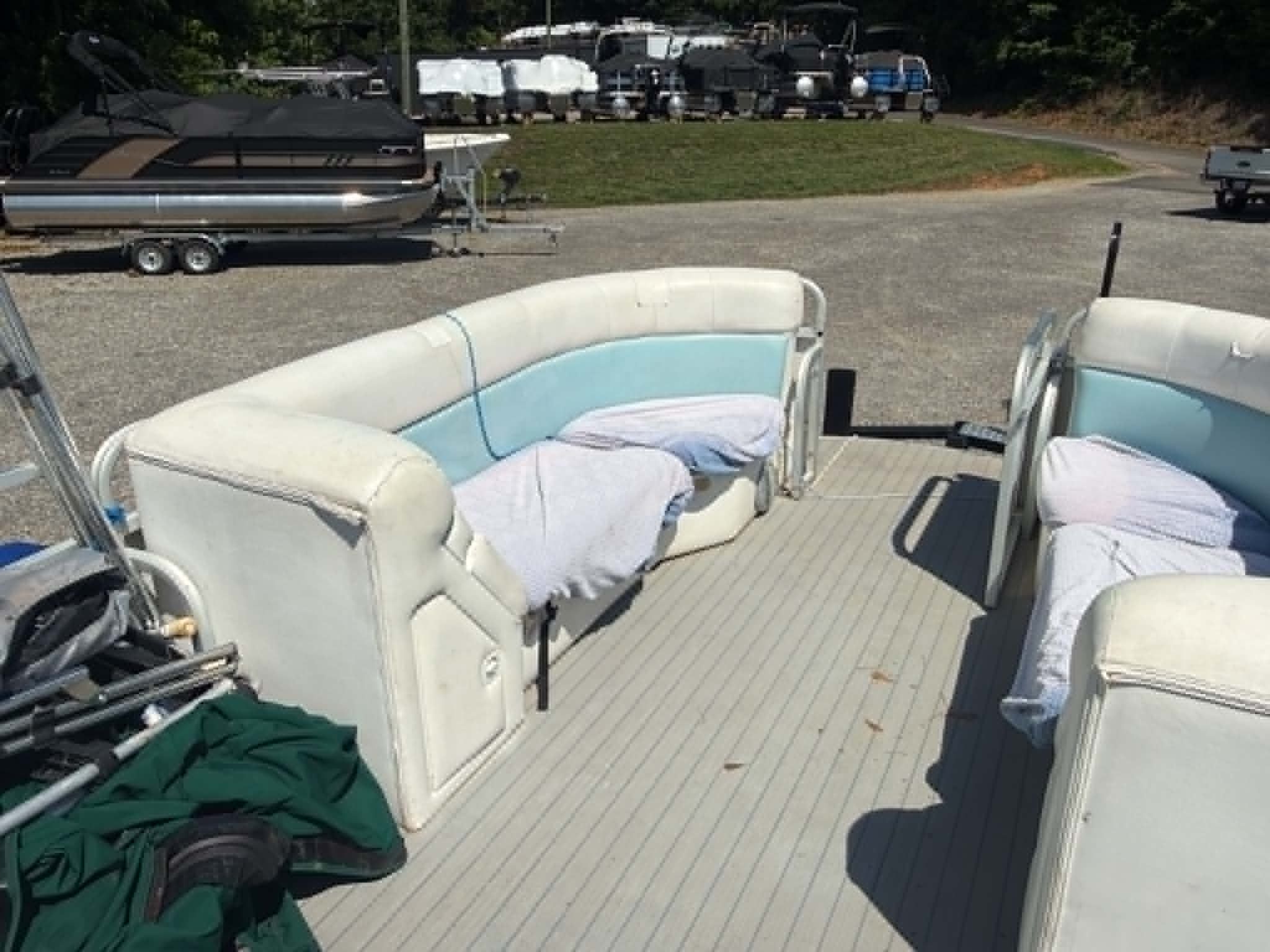 2001 Sundancer Poontoons 260D Legand - 3