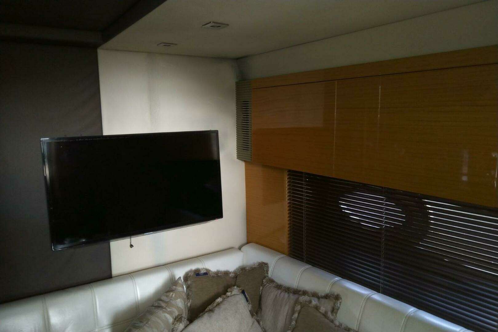 2010 Azimut Atlantis 54 - Image 18