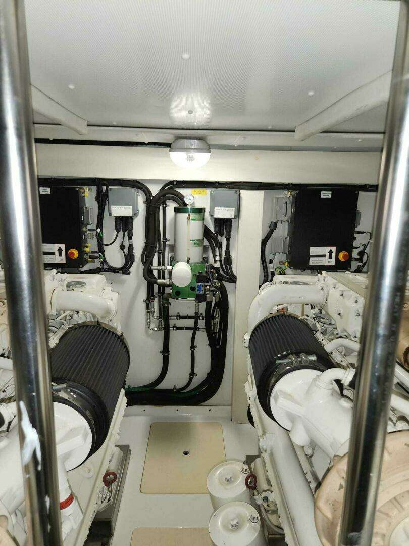 2014 Azimut Flybridge - Image 108