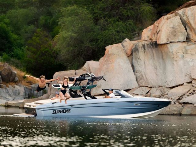 2027 Supreme S240 - 3