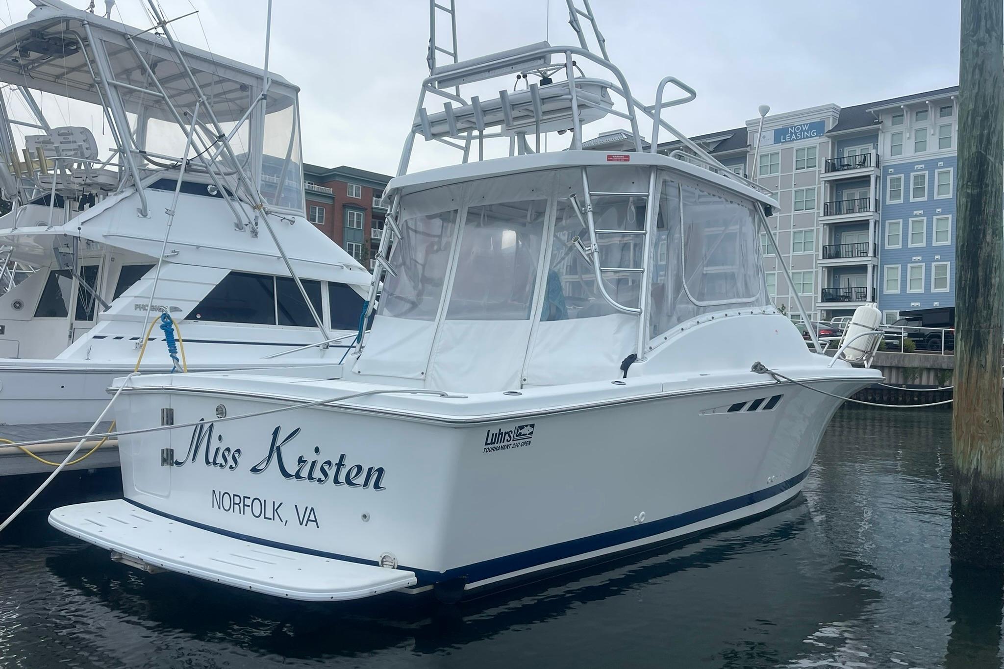 DOCKSIDE AWAITING HER NEW OWNERS ADVENTURES!!