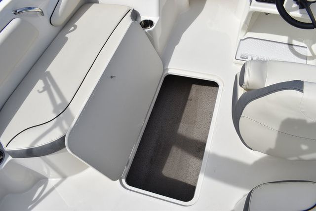 2024 Stingray 182 SC - 23