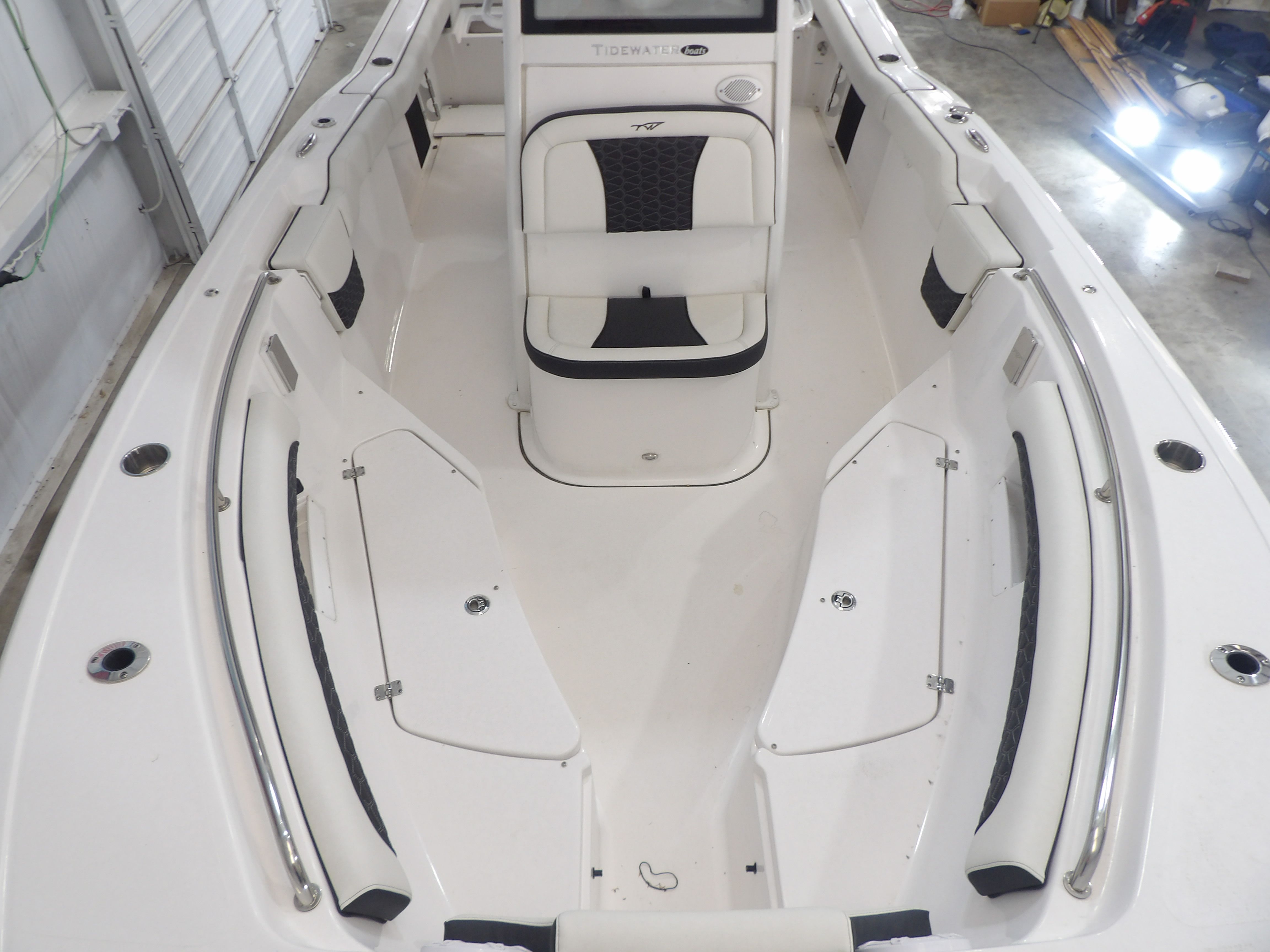 2025 Tidewater 232 LXF - 17