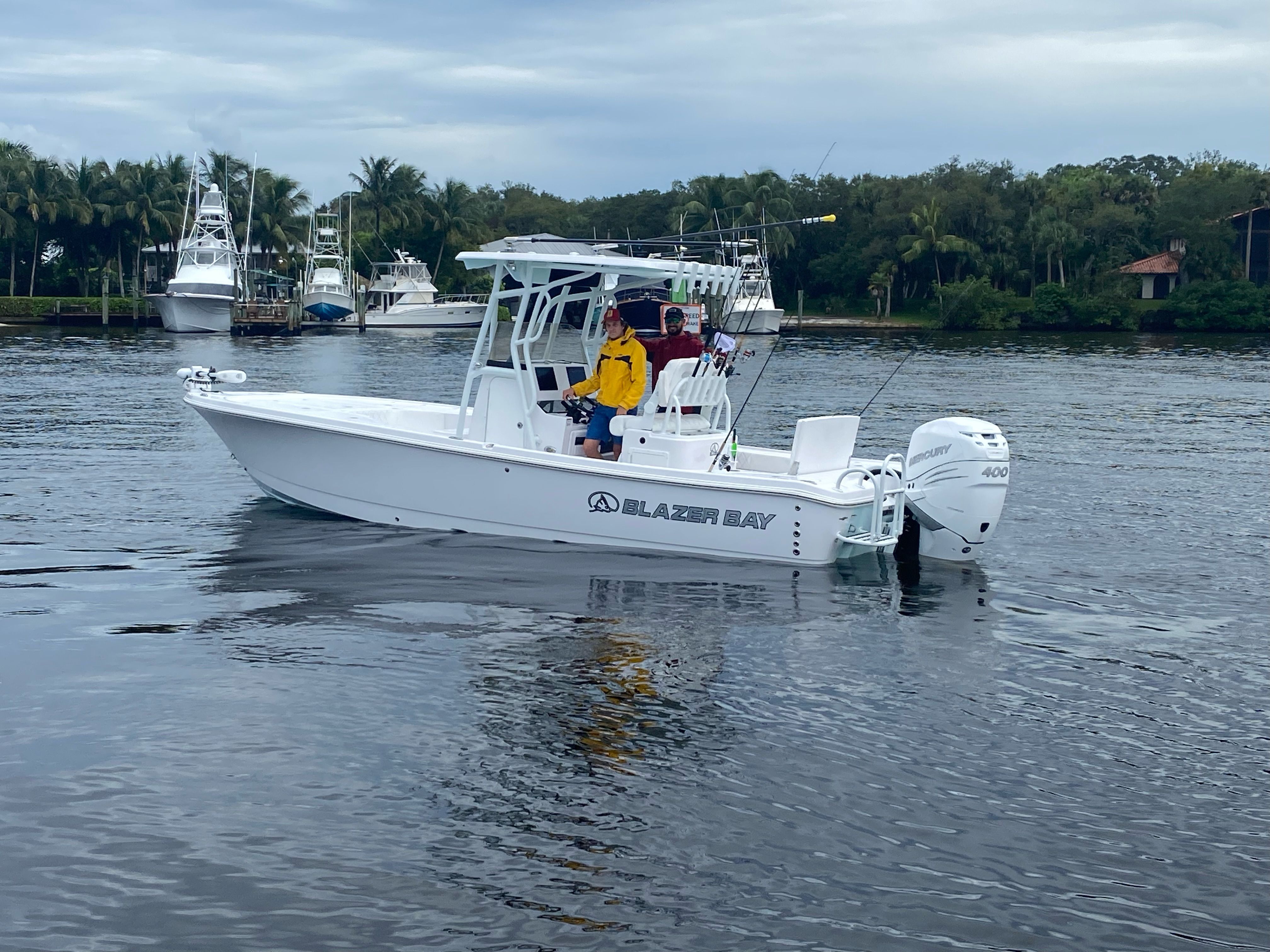 2022 Blazer Bay 2700 Hybrid - 2