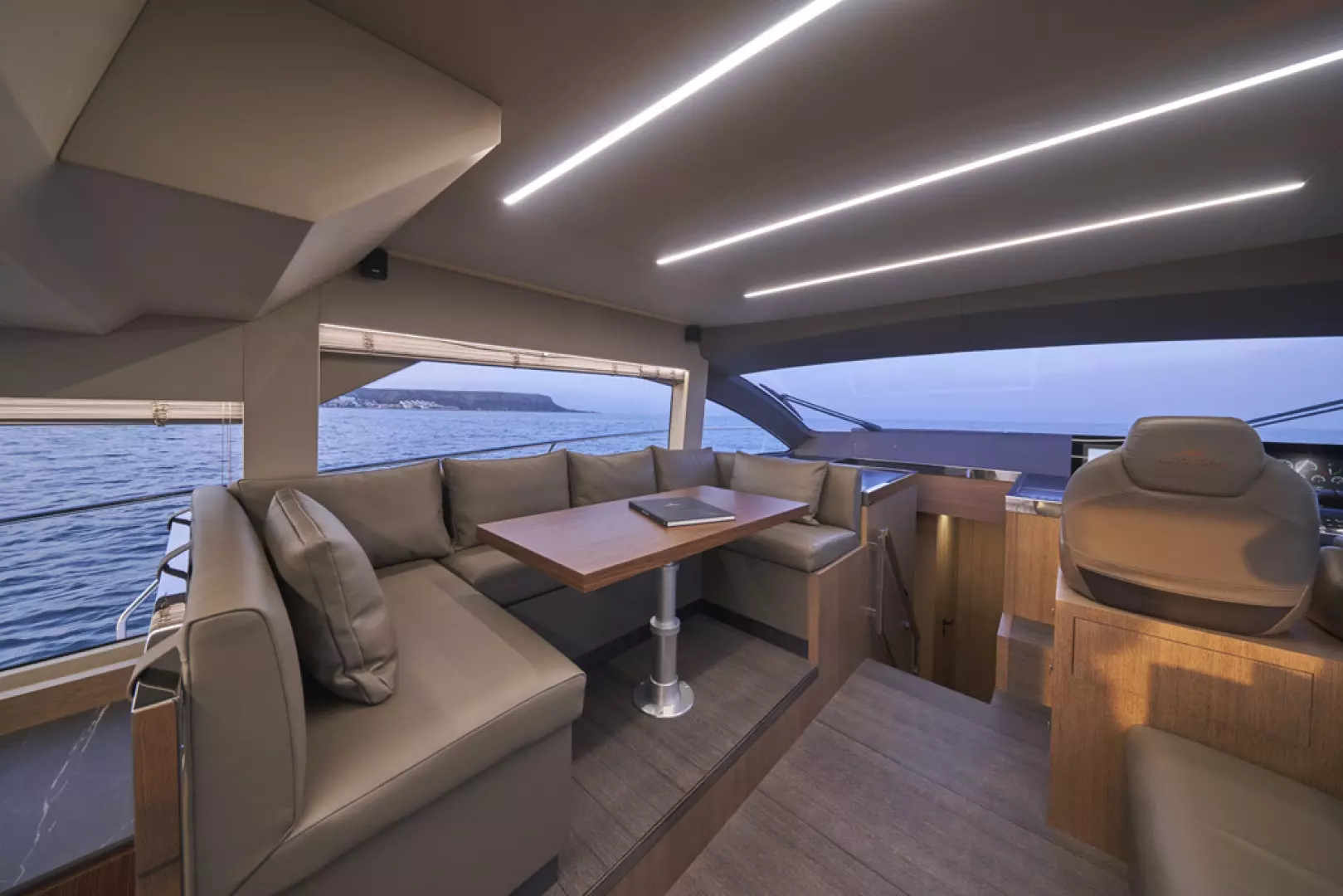 2022 Astondoa 52 Flybridge - Image 15