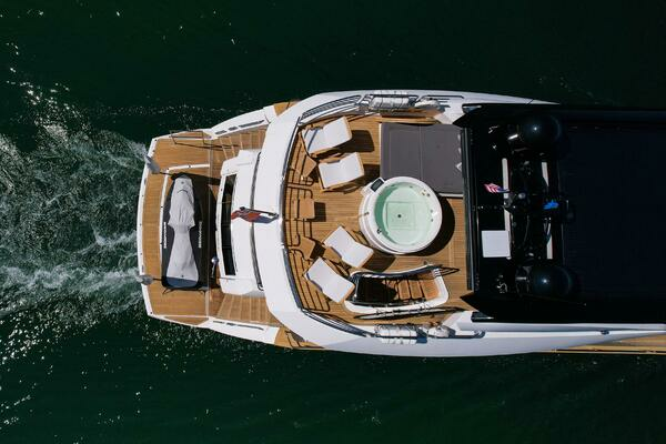 2015 Sunseeker 28 METER