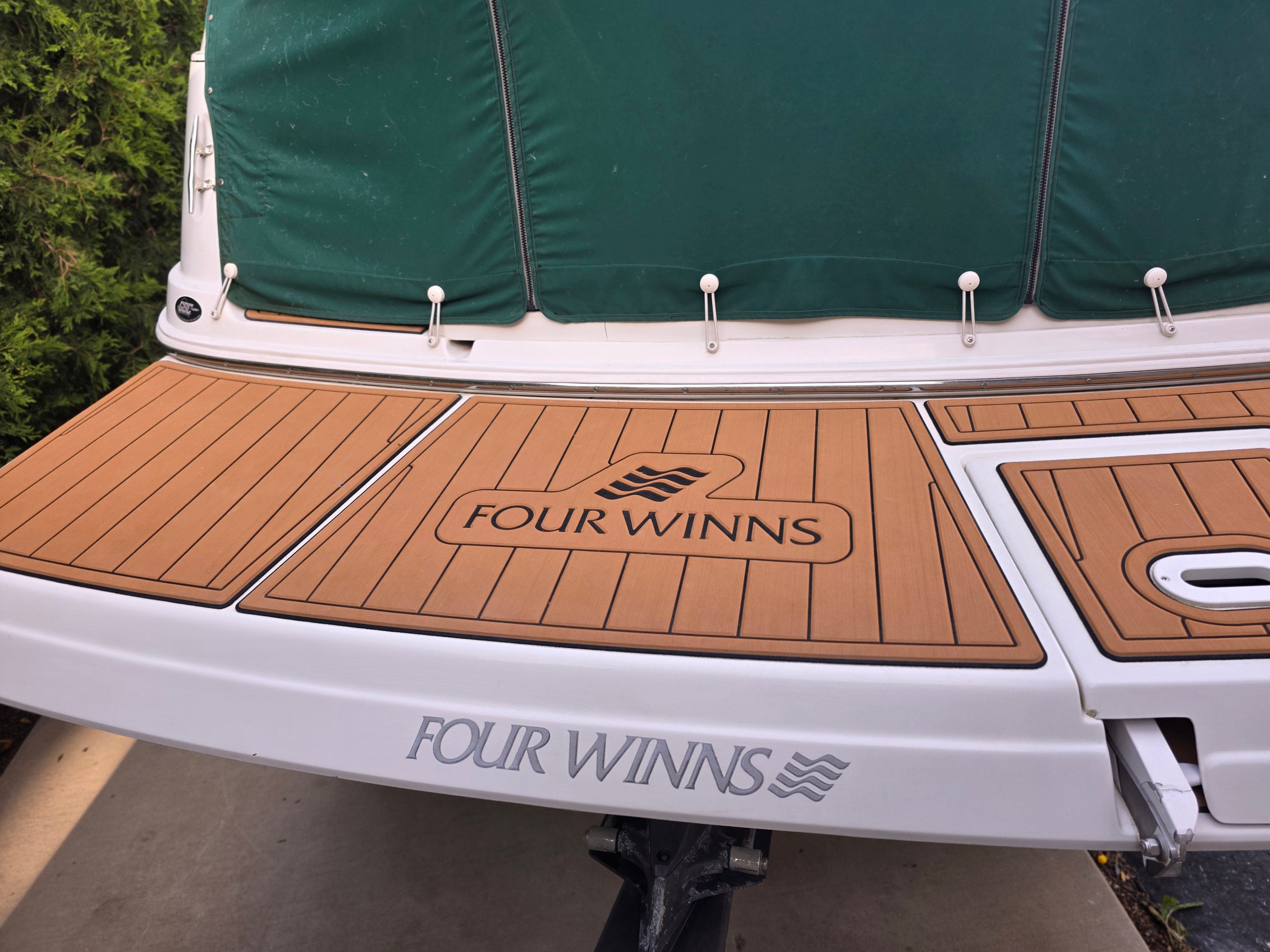 2004 Four Winns 248 Vista - 14