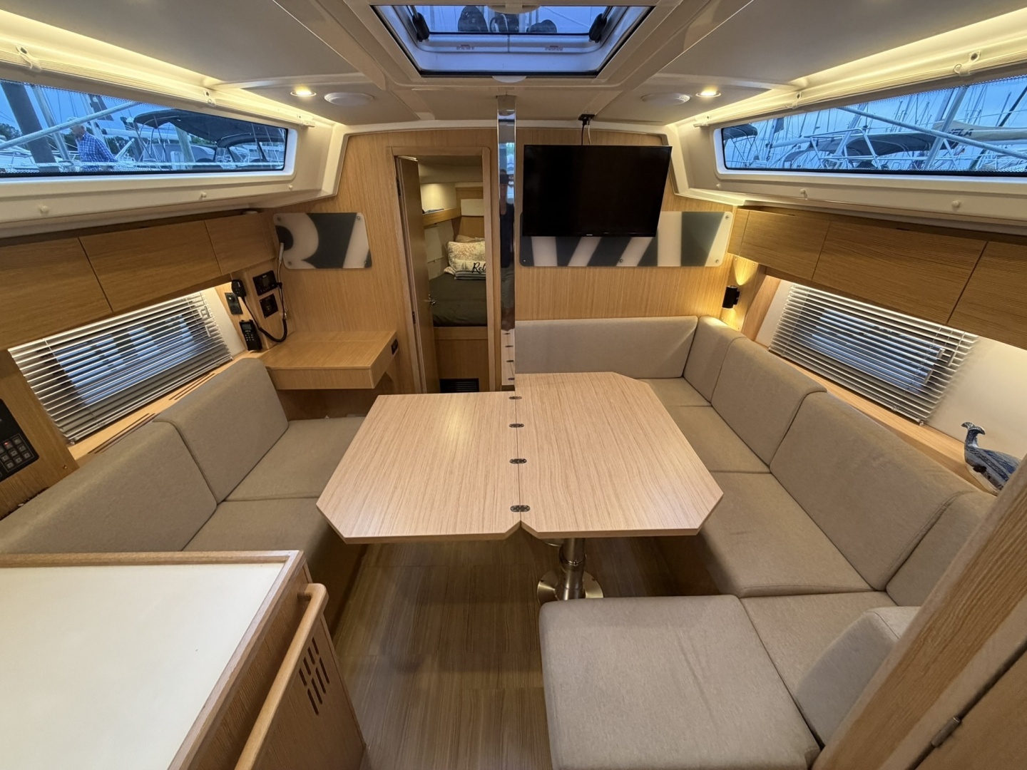 2022 Bavaria C38 - Image 3