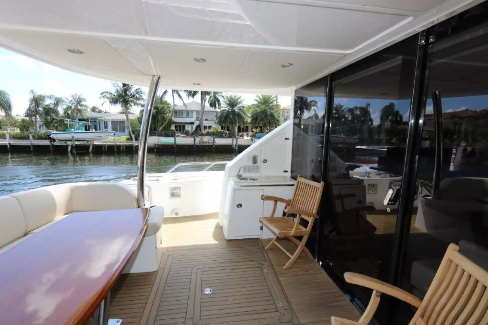 2015 Sunseeker Yacht - Image 5