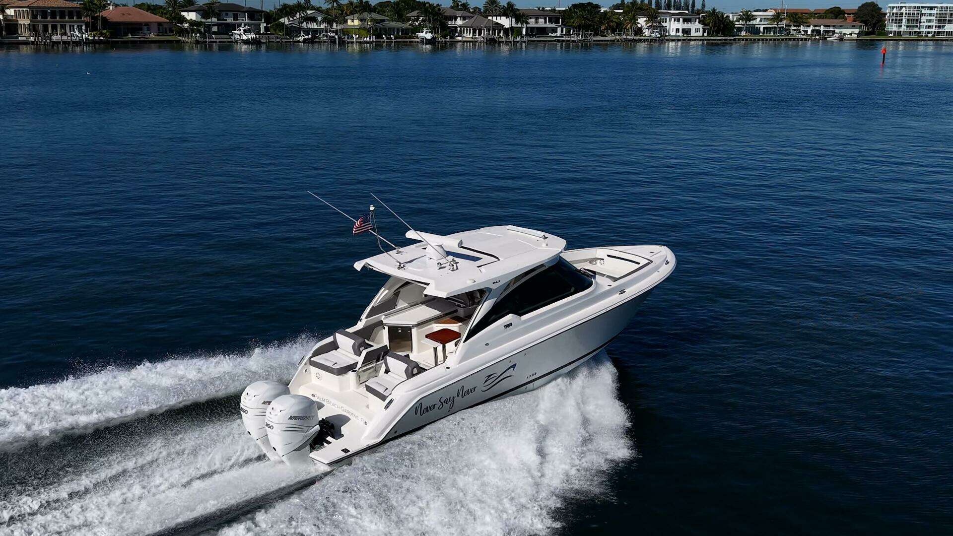 2021 Tiara Yachts 34 LX - Image 24