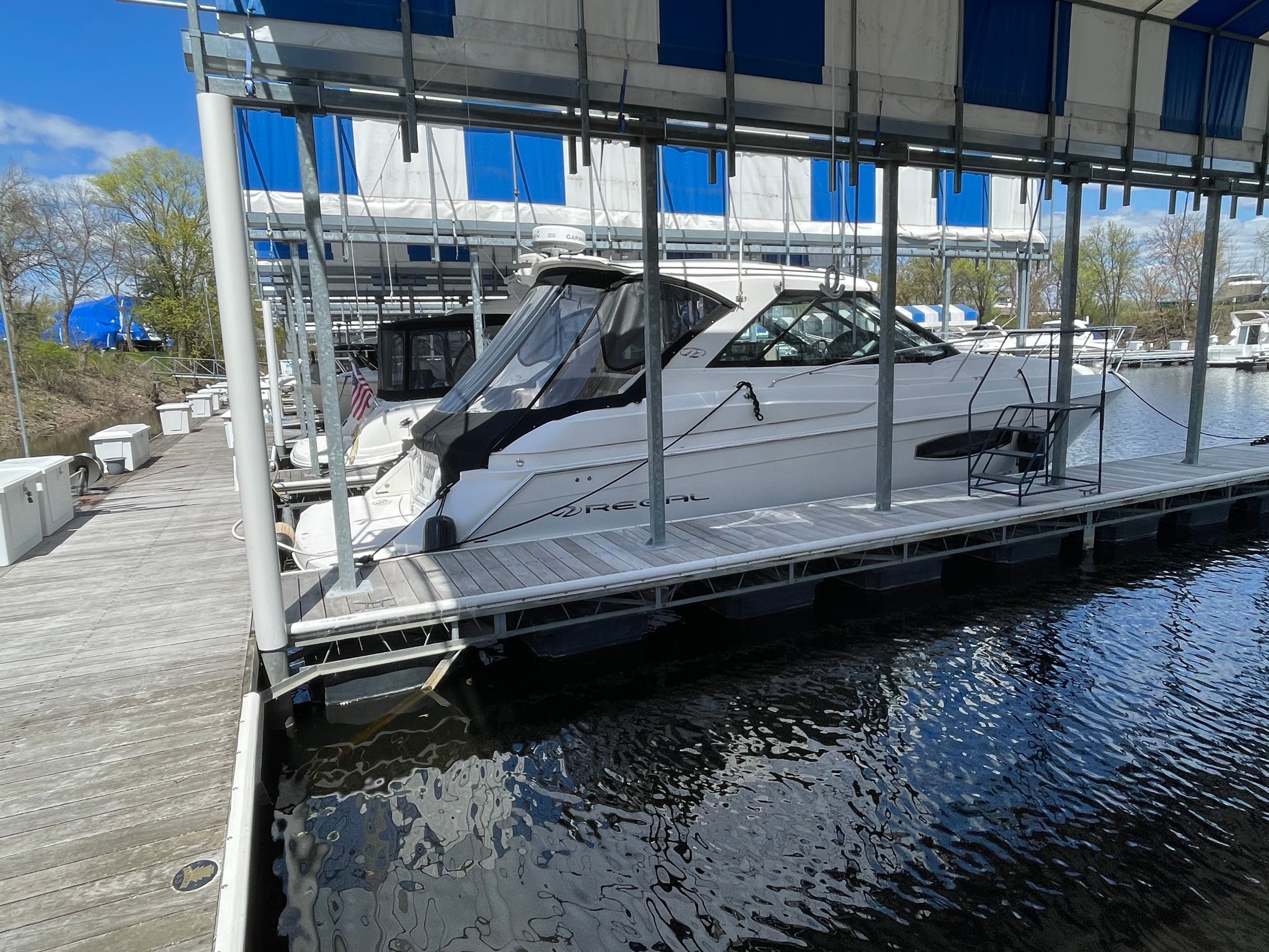 2013 Regal 42 Sport Coupe - 5