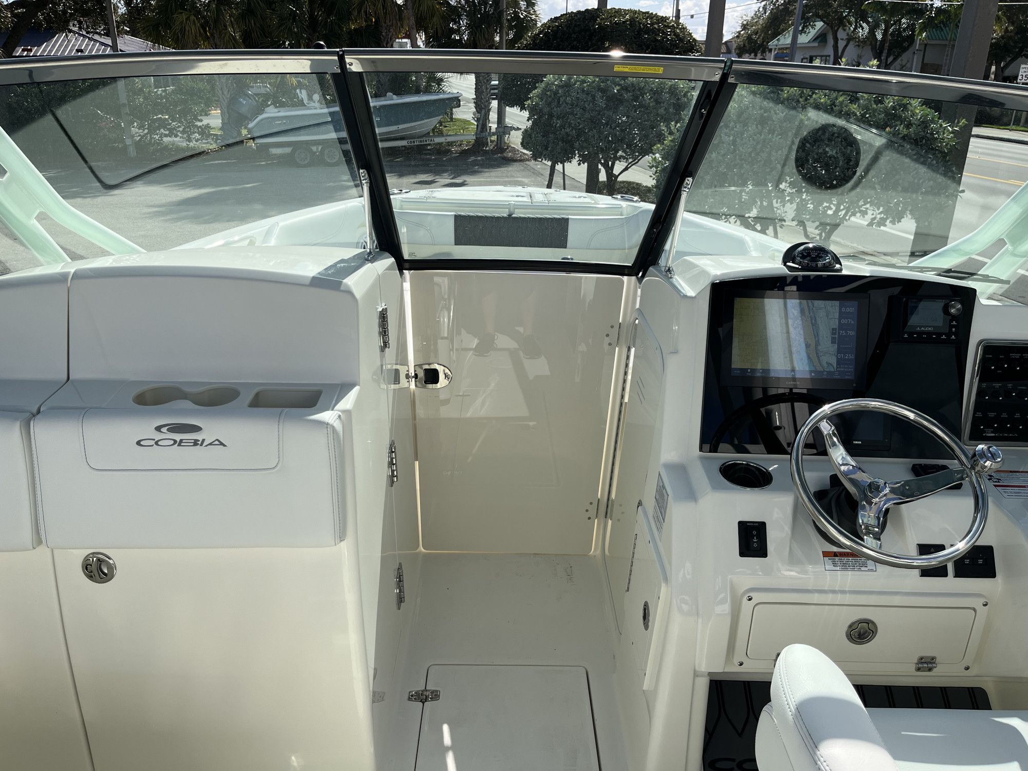 2026 Cobia 280 Dual Console - 42