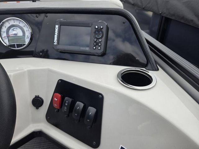 2026 Crest Conquest SE 220 Cruise 2-Tube W/115Hp And Trailer - 22