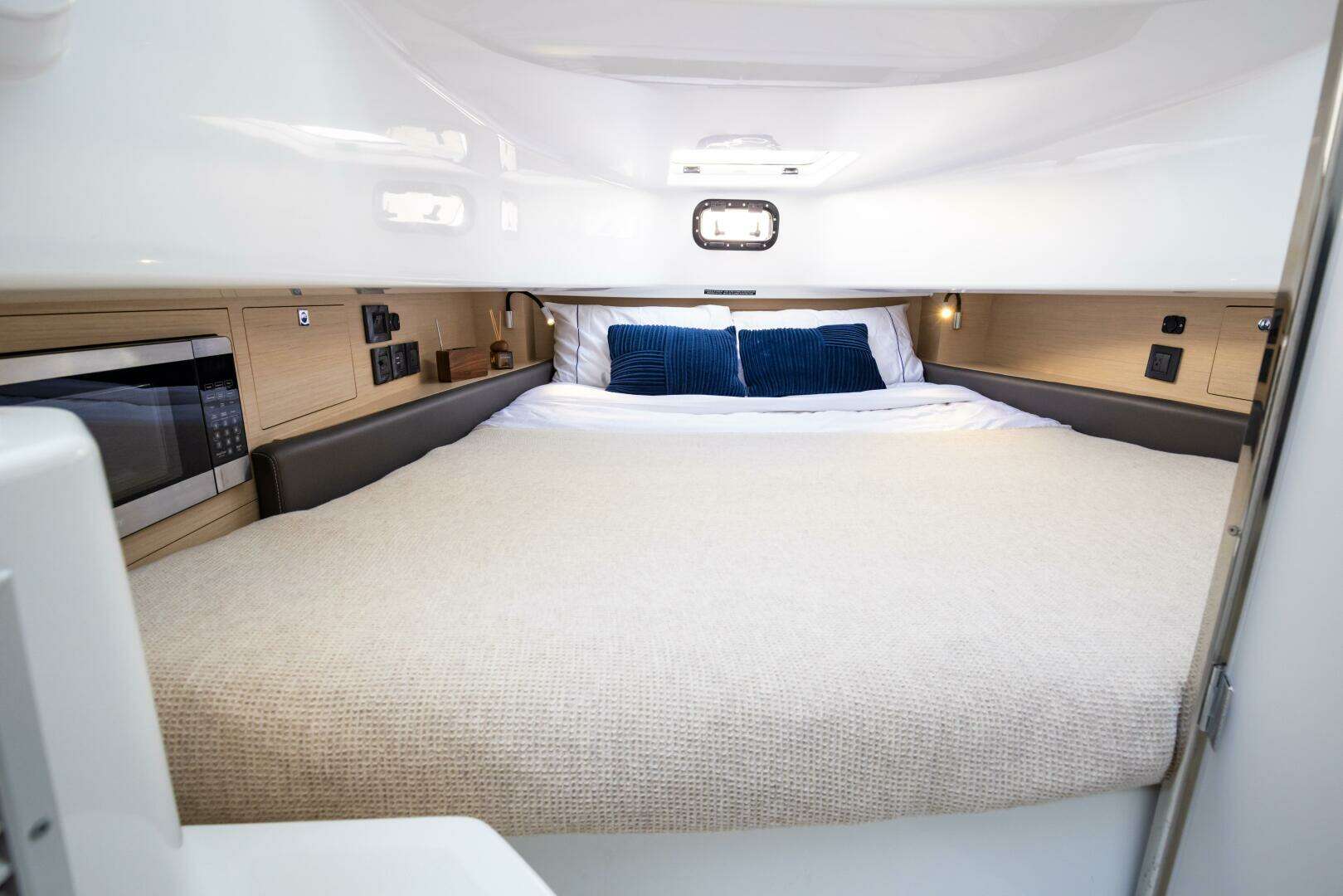 2026 Wellcraft T-Top - Image 31
