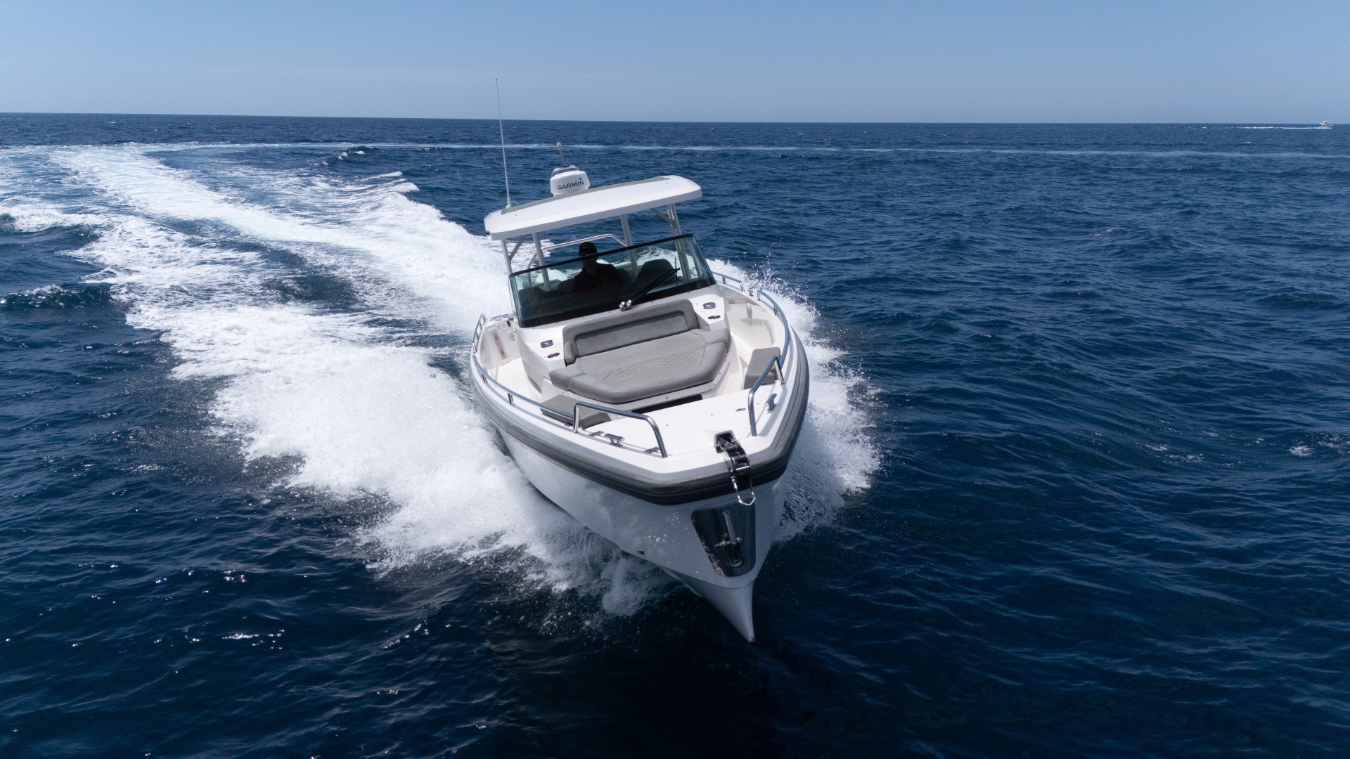 2020 Axopar 37 Sun Top - Image 50