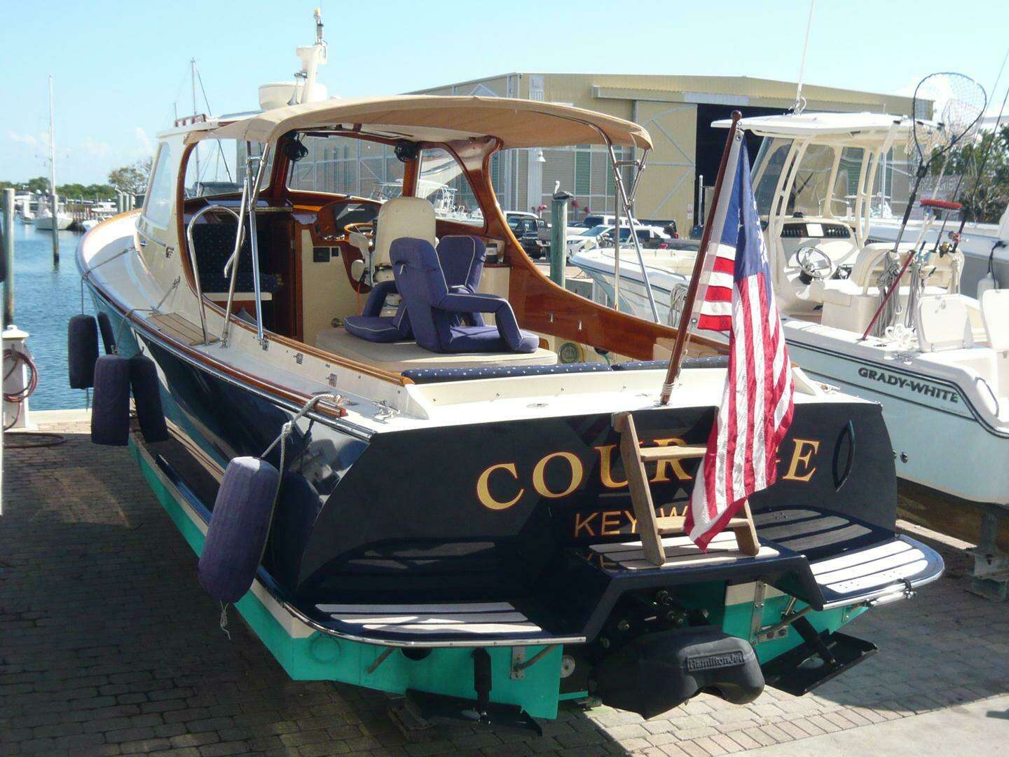 1998 Hinckley 36 Classic - Image 7