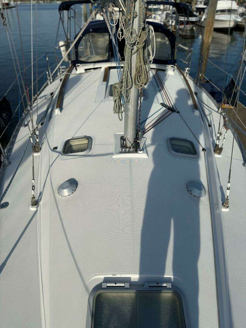 1999 Jeanneau 36.2 Sun Odyssey - Image 12