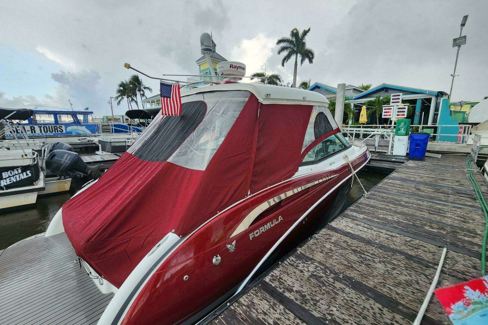 2015 Formula 350 Crossover Bowrider - Image 64