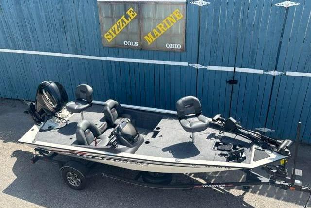 2021 Tracker Pro Team 175 TXW Tournament Edition boat at Sizzle Marine, Ohio.